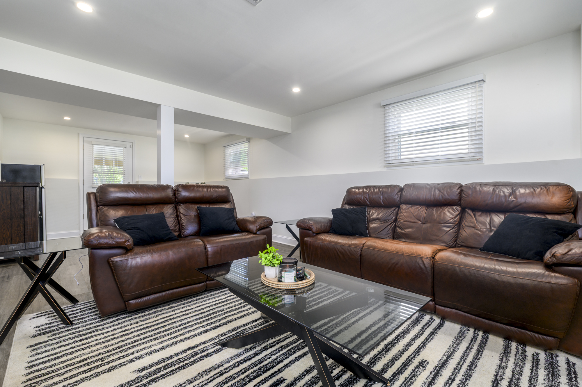 32 Fern, West Haven, Connecticut 06516