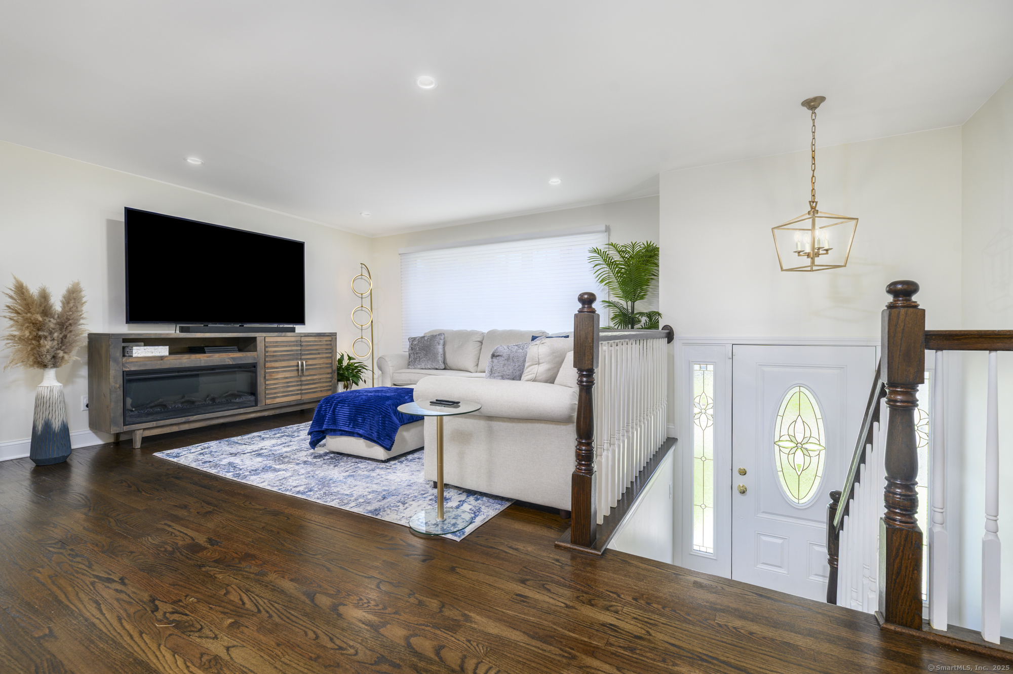 32 Fern, West Haven, Connecticut 06516