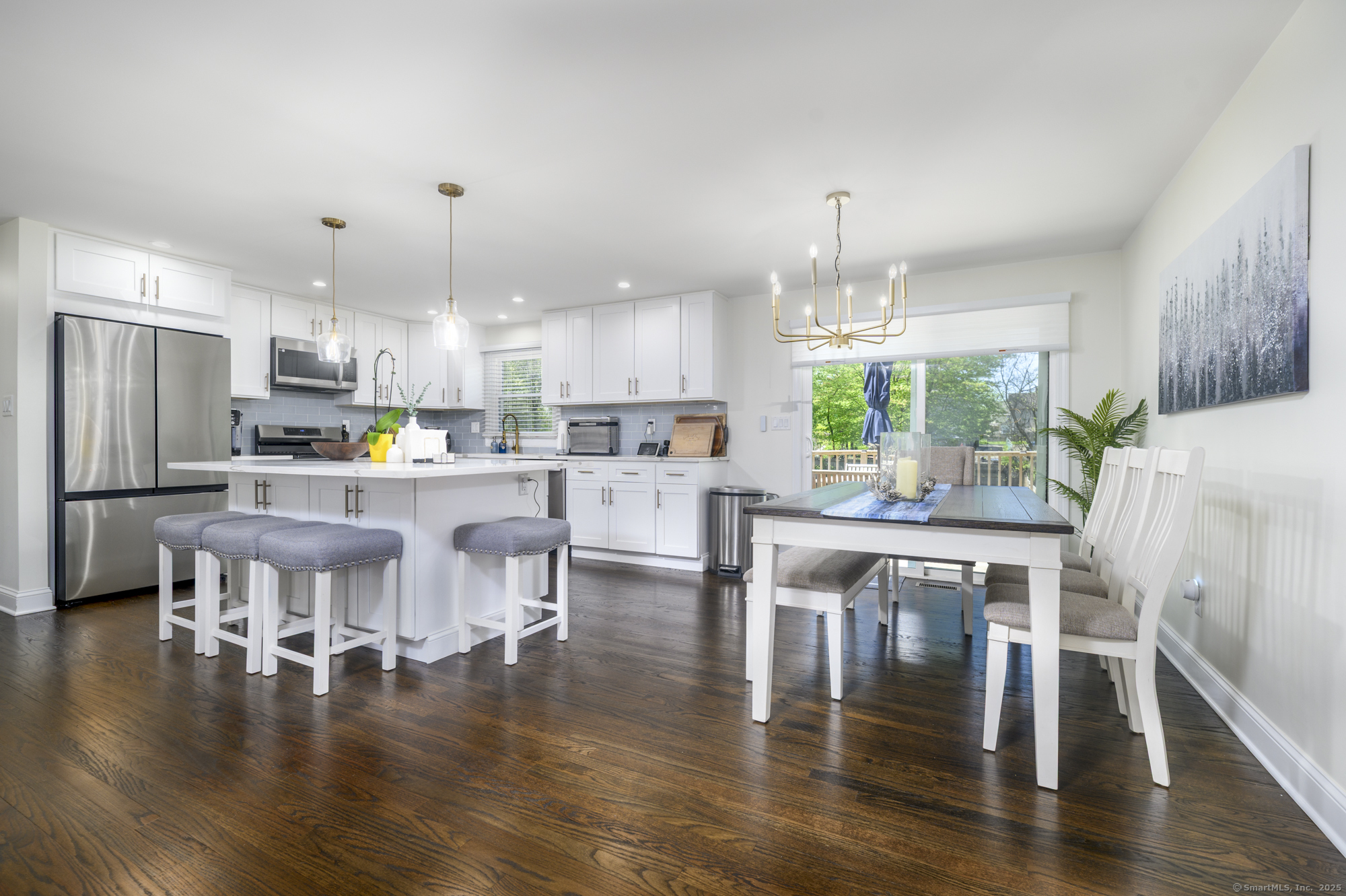 32 Fern, West Haven, Connecticut 06516