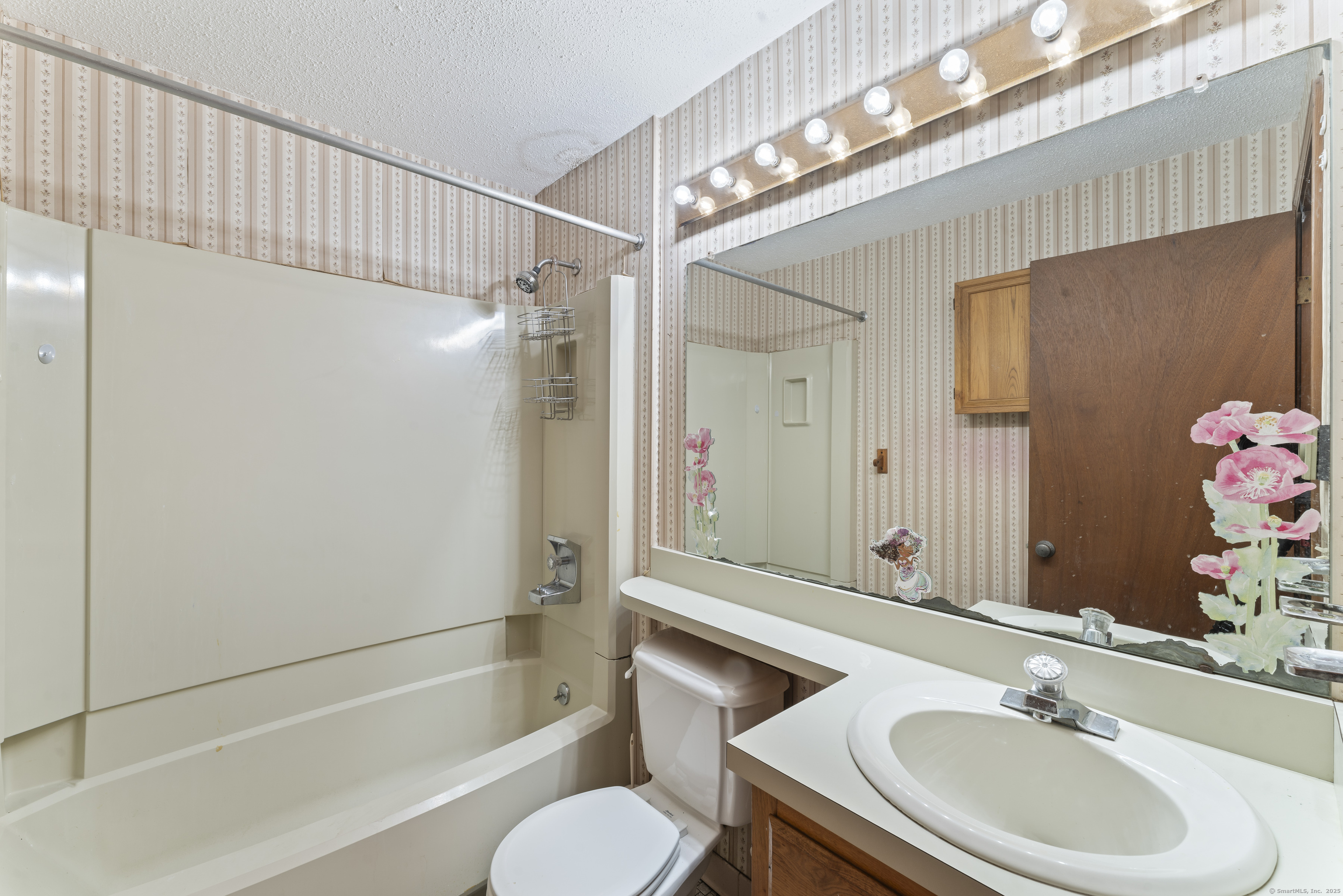 34A Padanaram, Danbury, Connecticut 06811