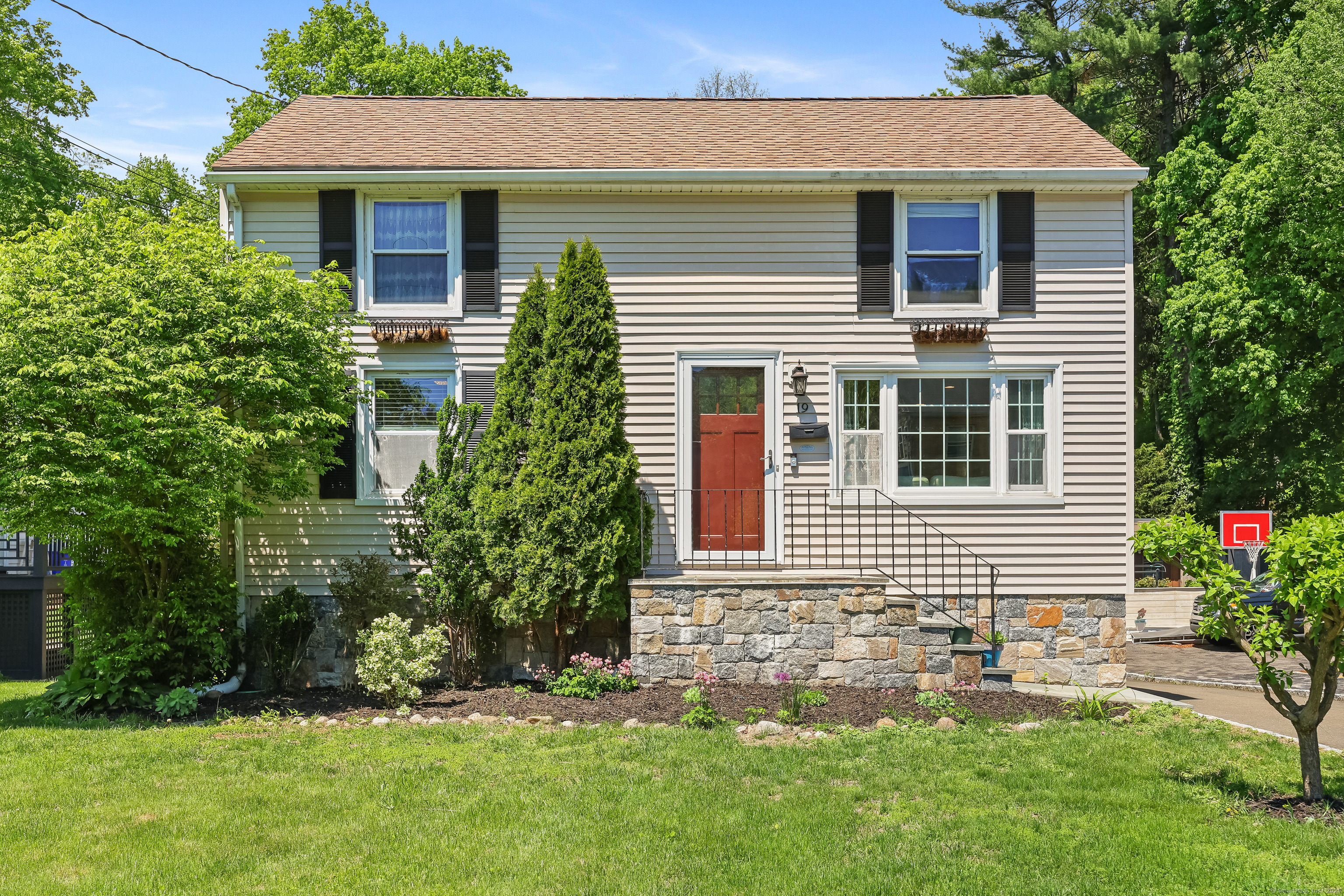 19 Glendenning, Norwalk, Connecticut 06851