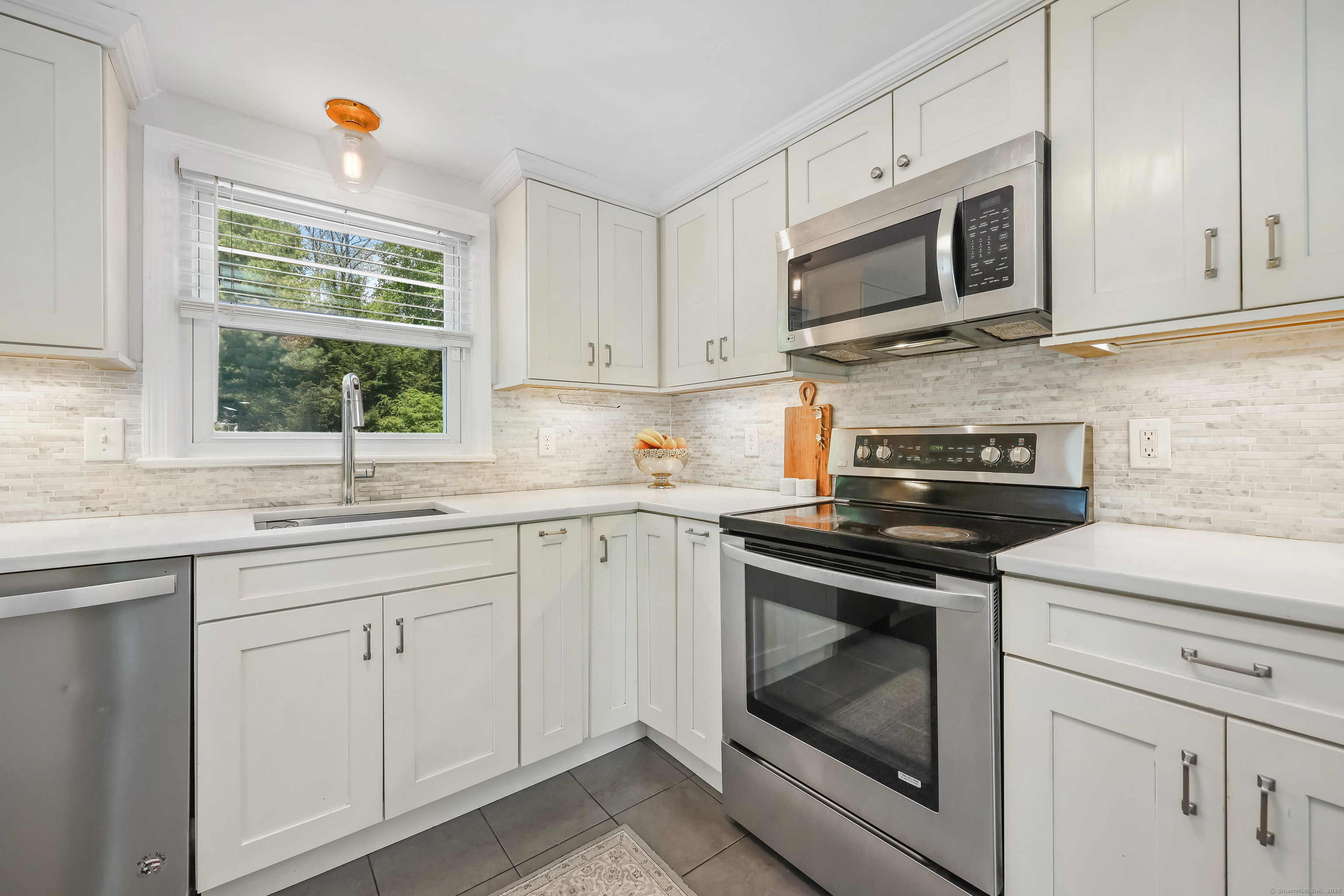 19 Glendenning, Norwalk, Connecticut 06851