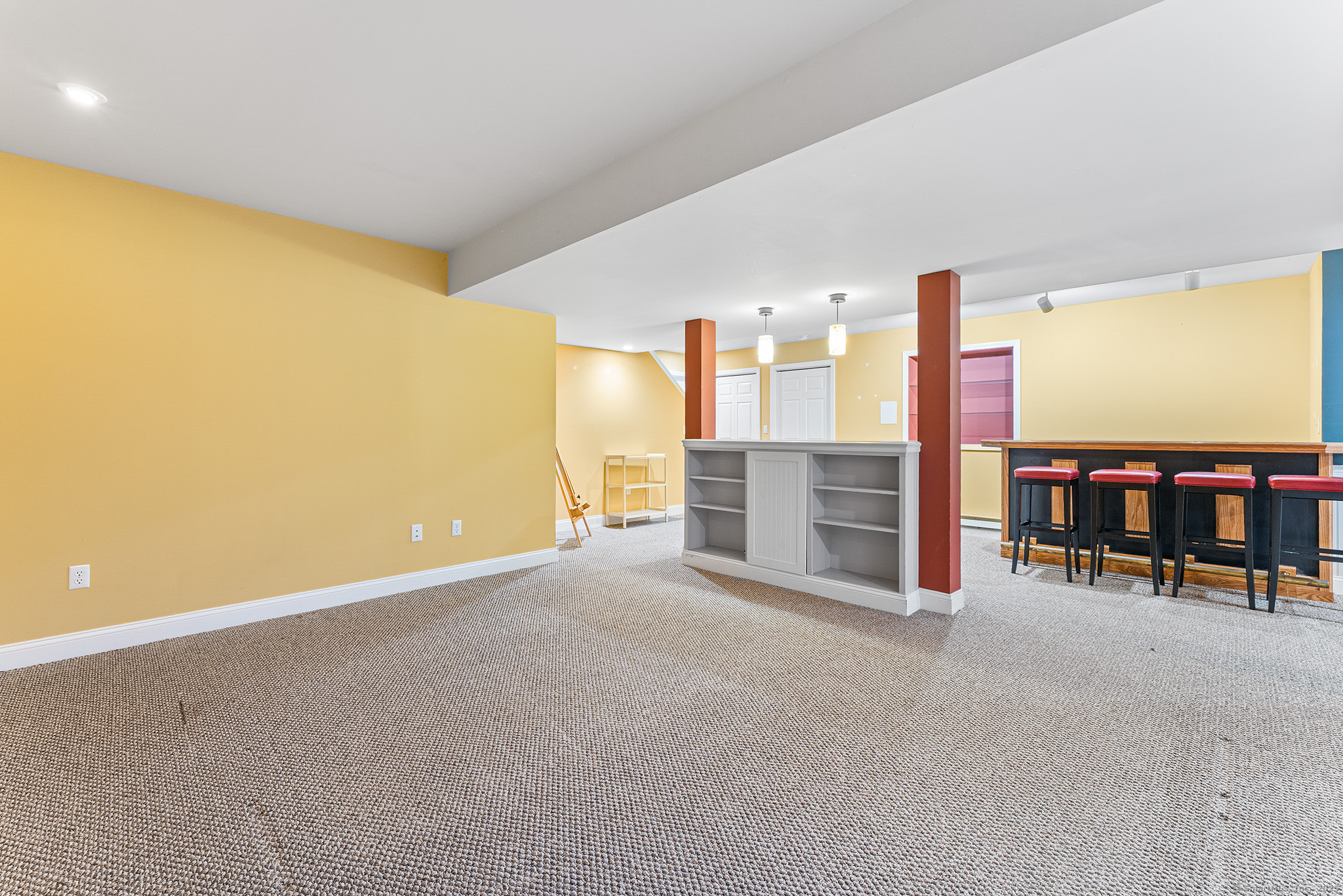 11 Aldo, Woodbridge, Connecticut 06525