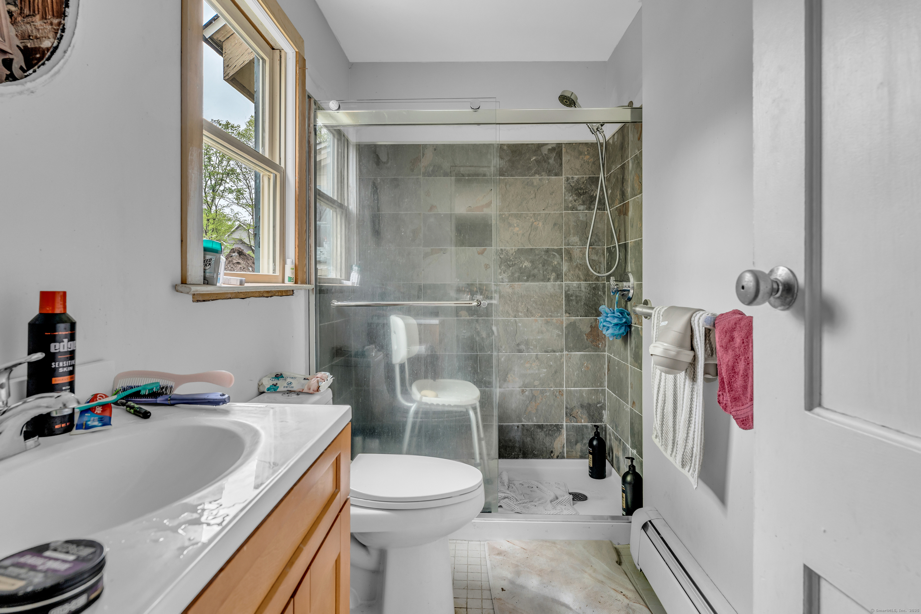 872 Nut Plains, Guilford, Connecticut 06437