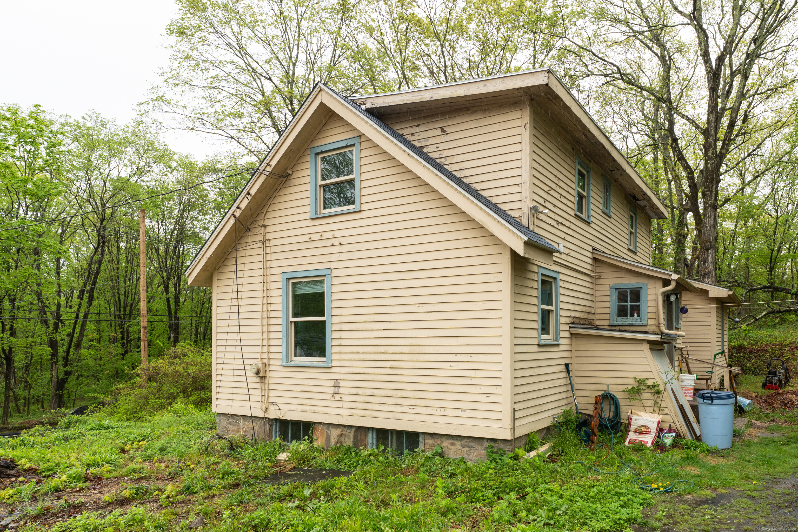 872 Nut Plains, Guilford, Connecticut 06437