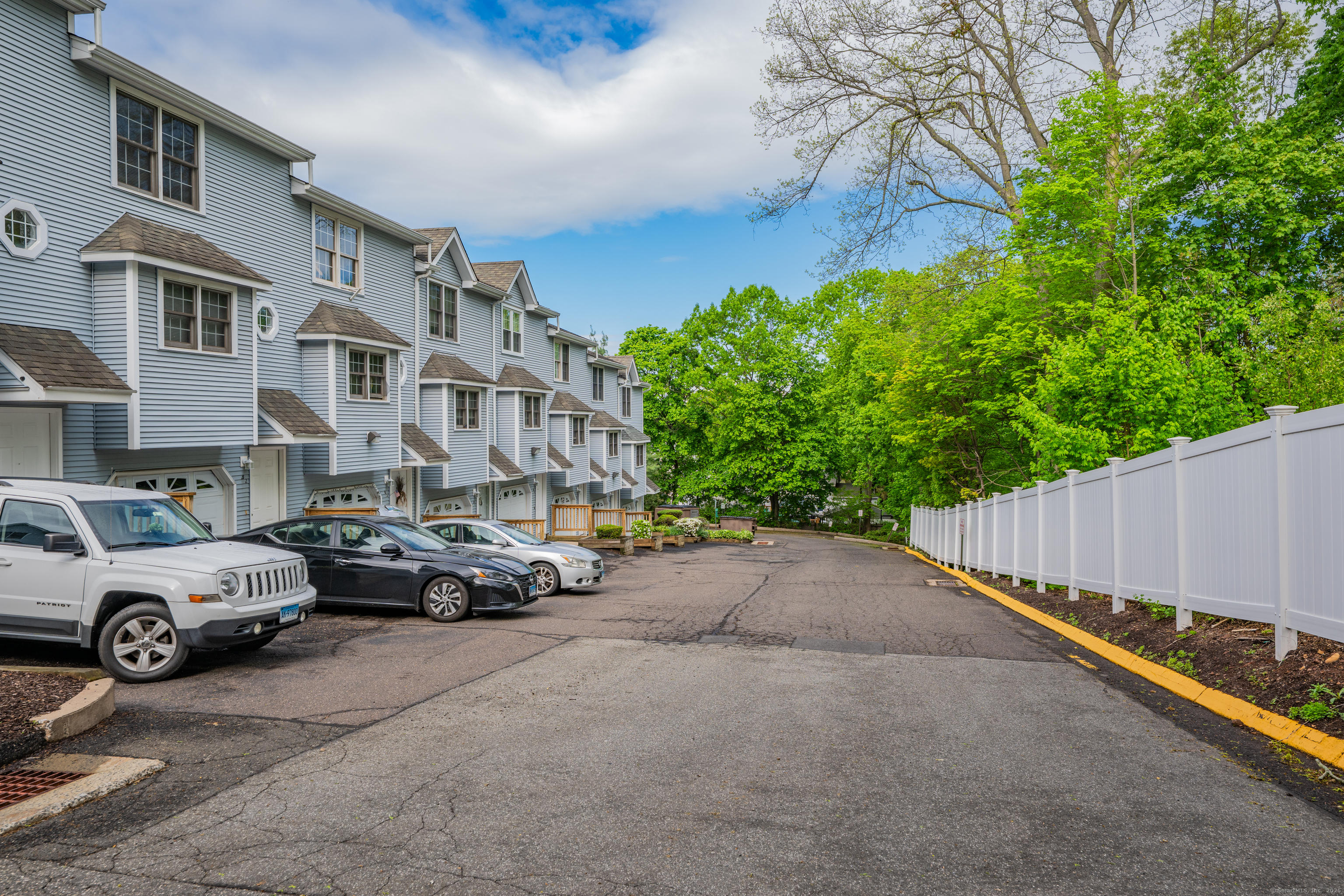 718 Broad, Meriden, Connecticut 06450