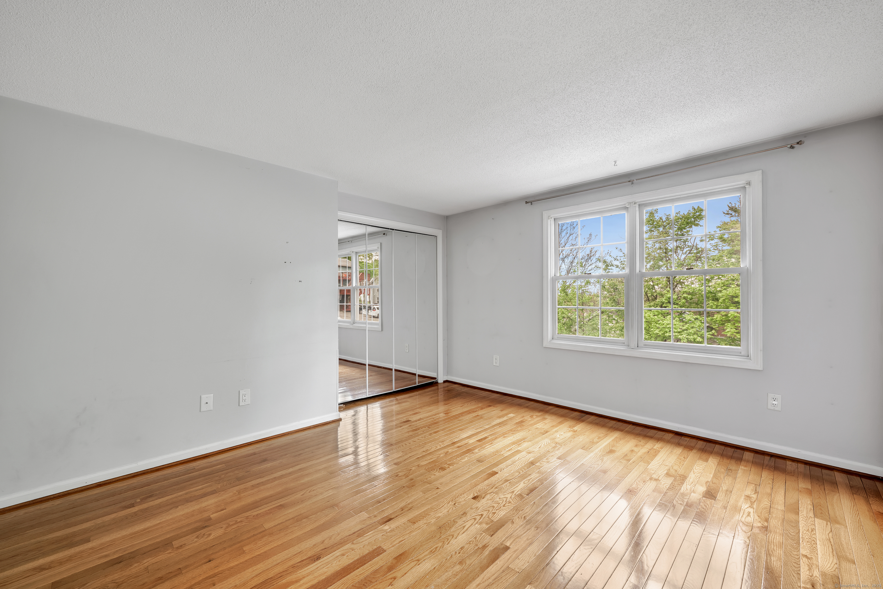 718 Broad, Meriden, Connecticut 06450