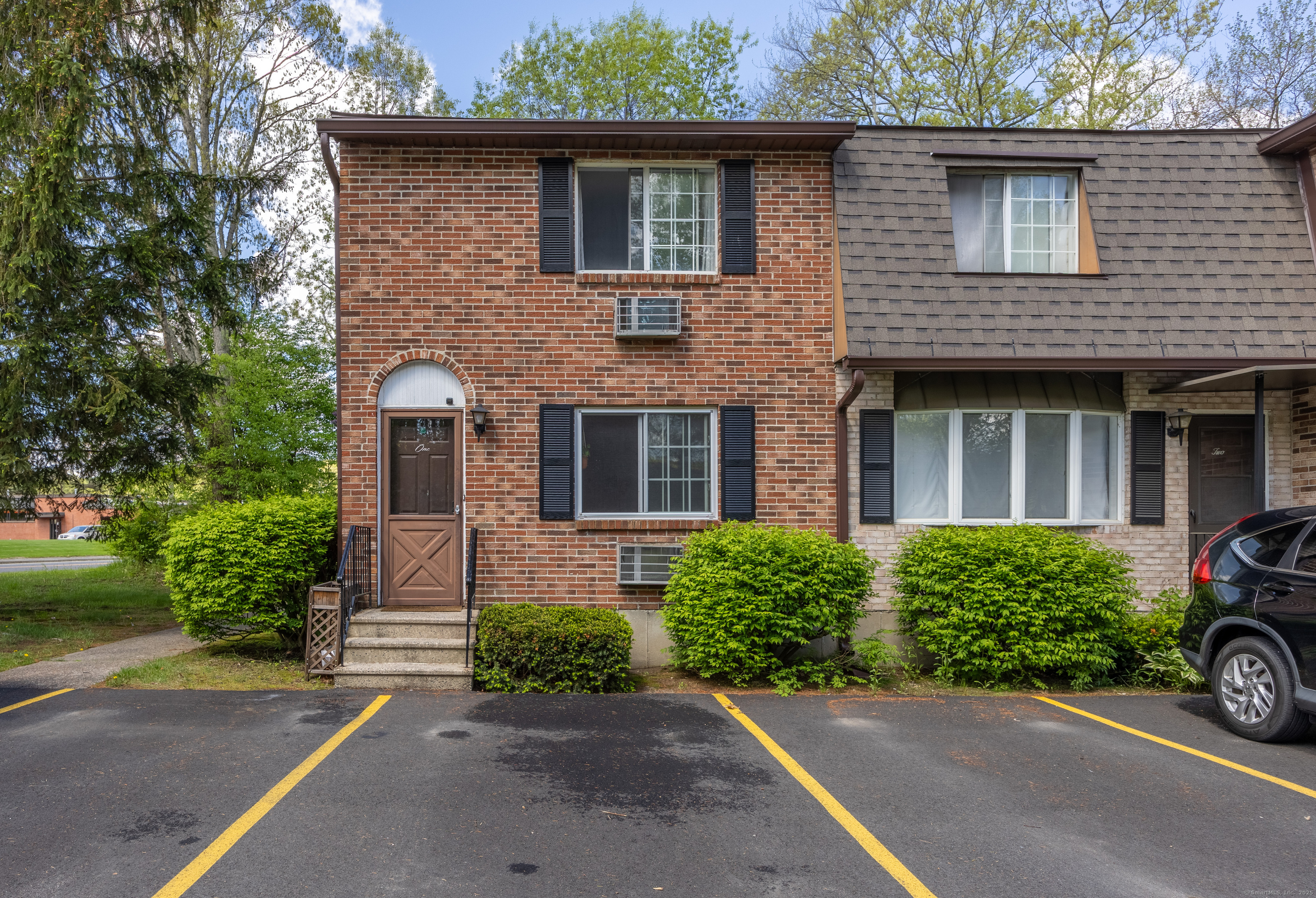 76 Sharon, Waterbury, Connecticut 06705