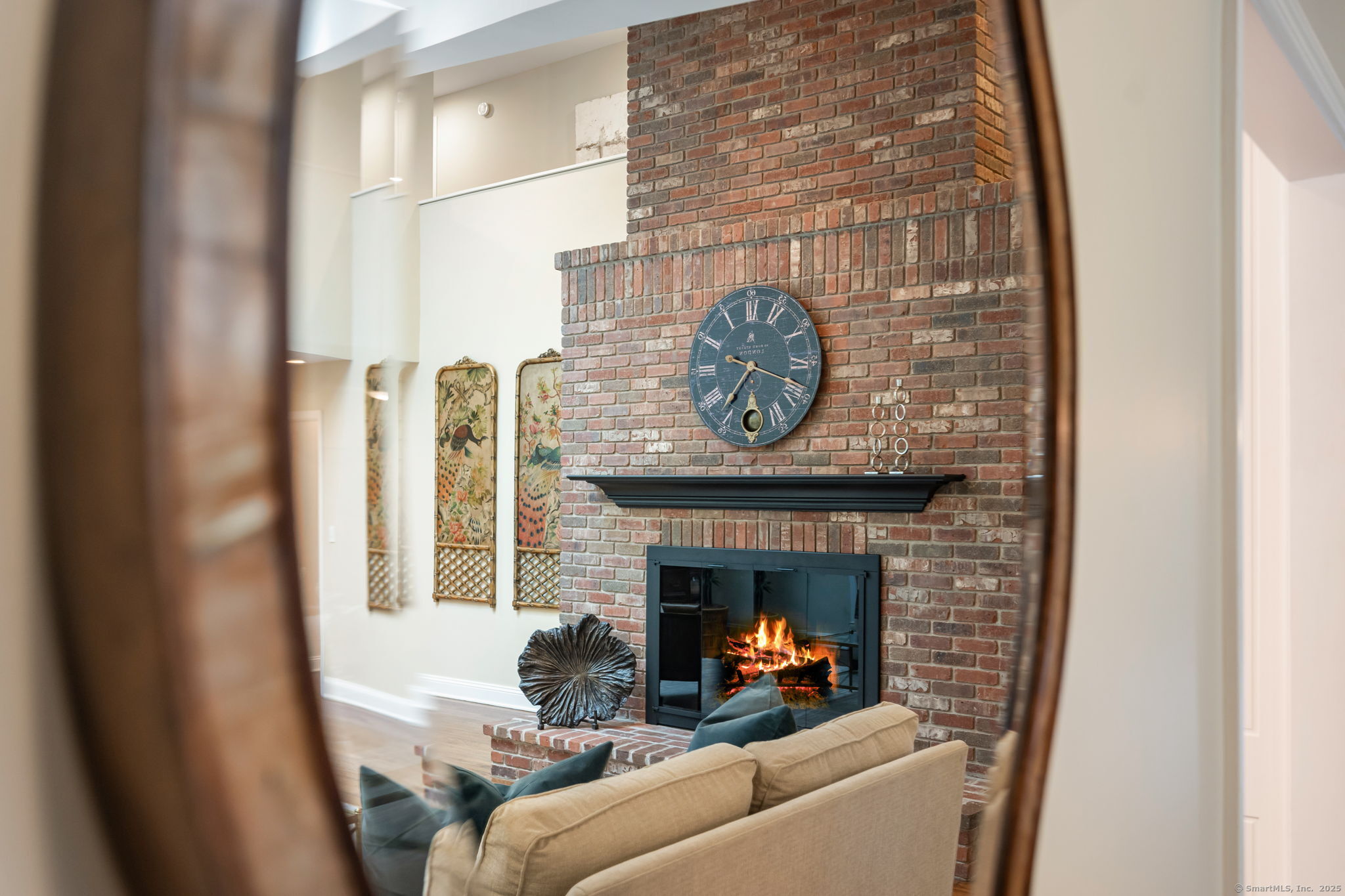 1 Braybourne, Norwalk, Connecticut 06855
