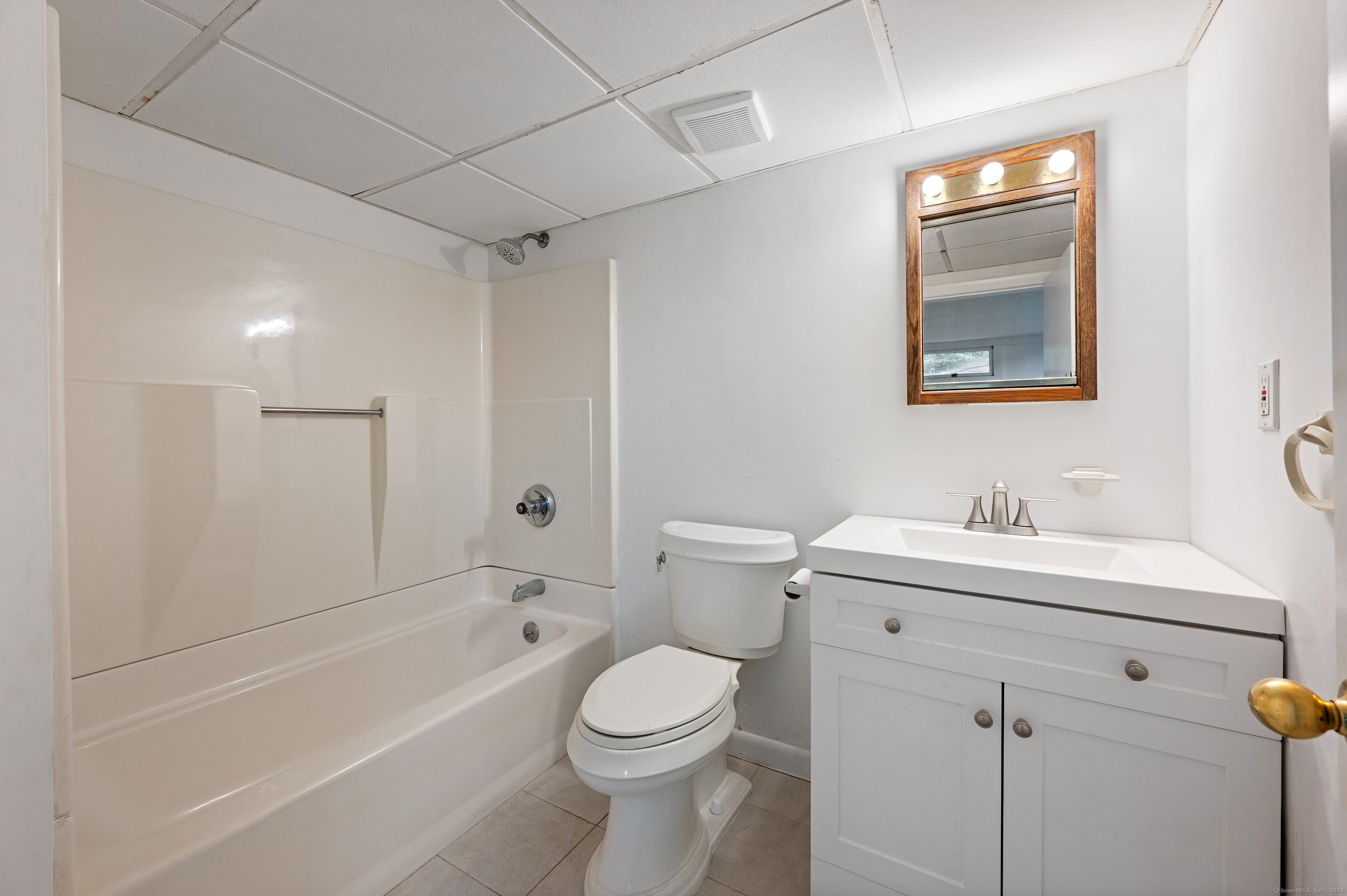 14 Arnold, Norwalk, Connecticut 06853