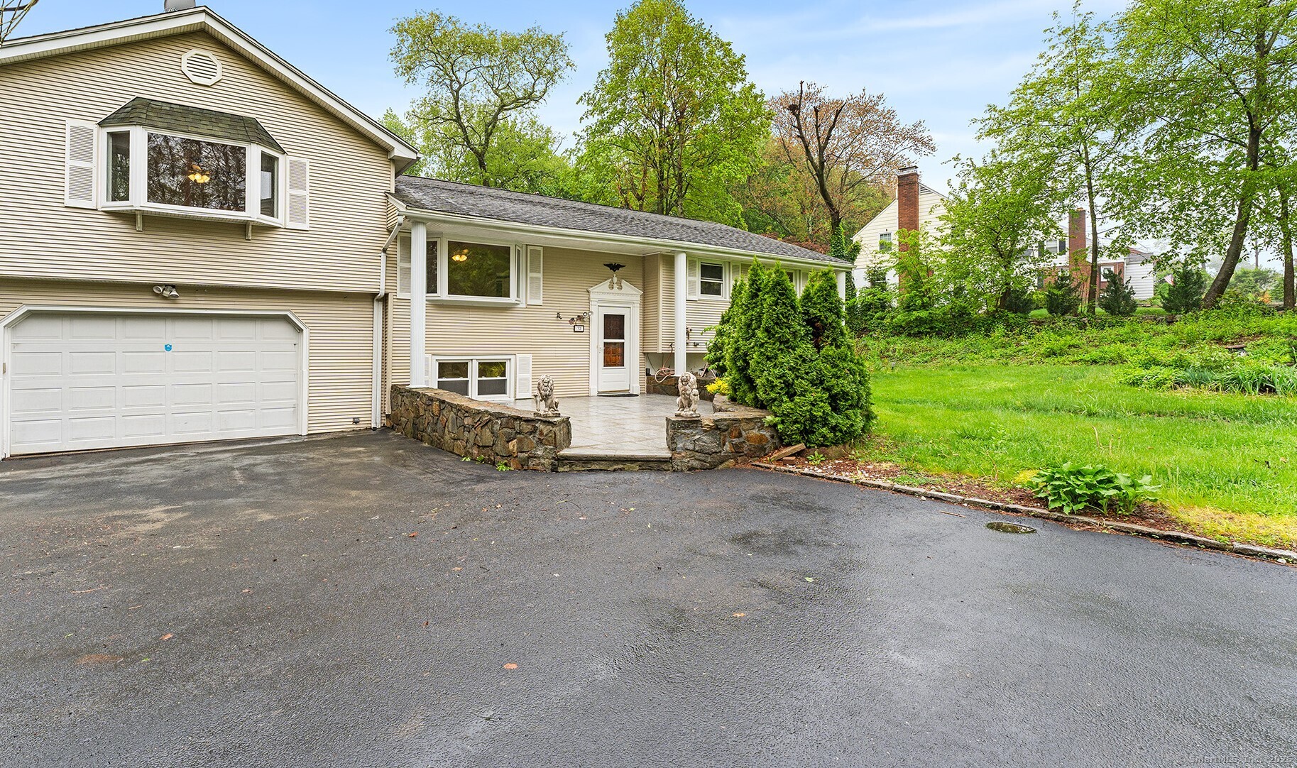 32 Chatfield, Trumbull, Connecticut 06611