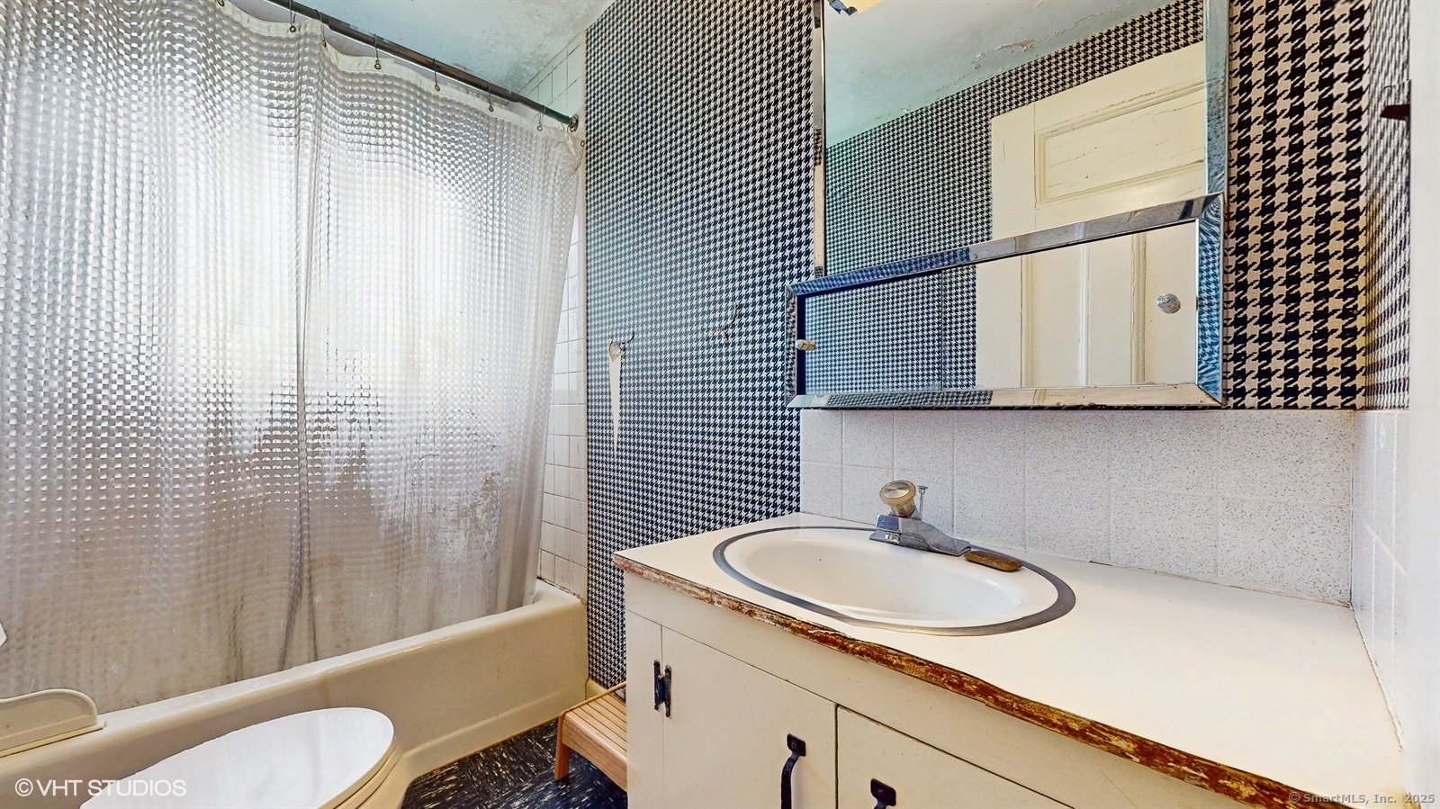258 Good Hill, Woodbury, Connecticut 06798