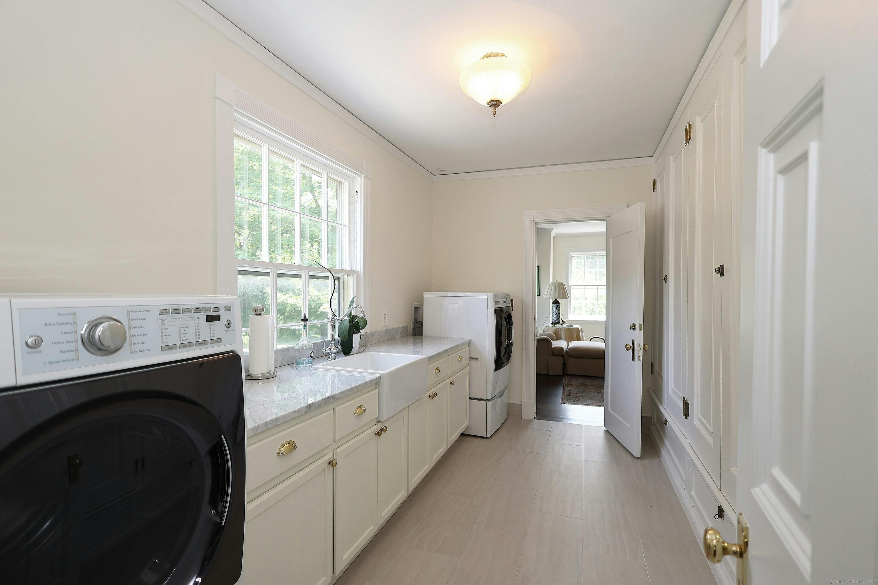 27 Country Club, Ridgefield, Connecticut 06877