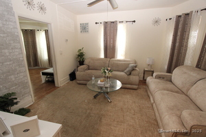 Homes for sale in Naugatuck, CT | 33 Lounsbury St, Naugatuck, CT 06770 | MLS# 24093813