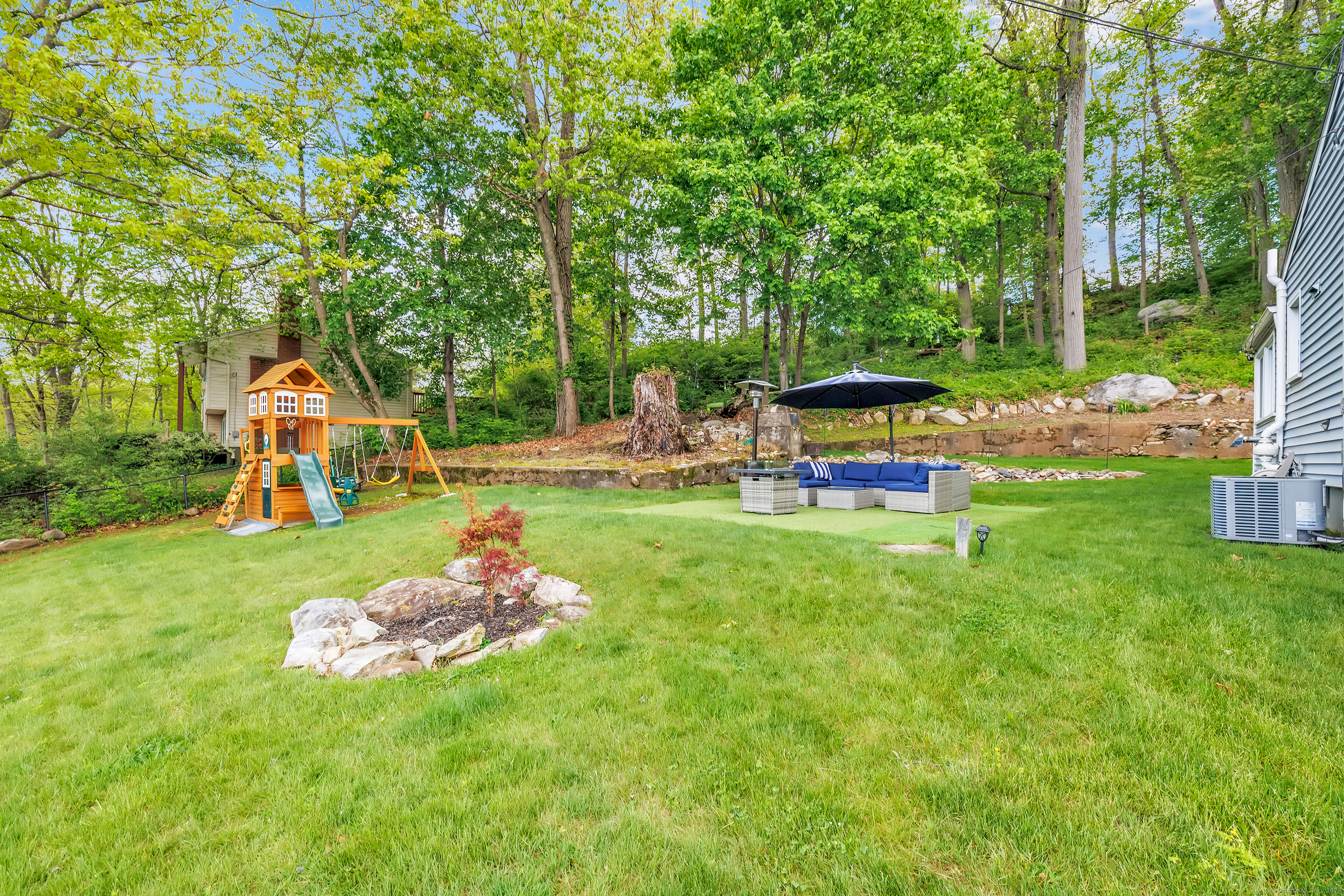 5 Morningstar, Seymour, Connecticut 06483