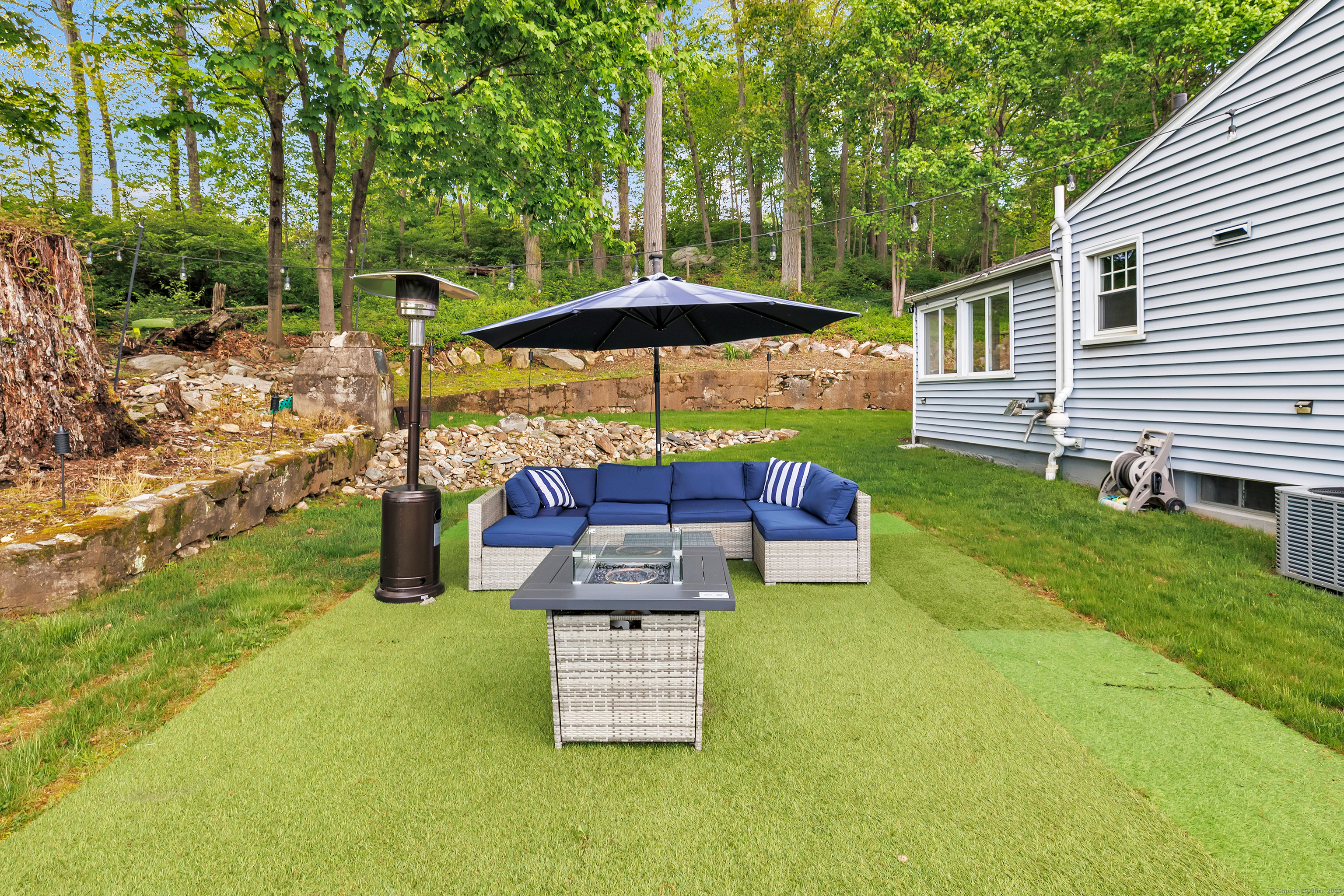 5 Morningstar, Seymour, Connecticut 06483