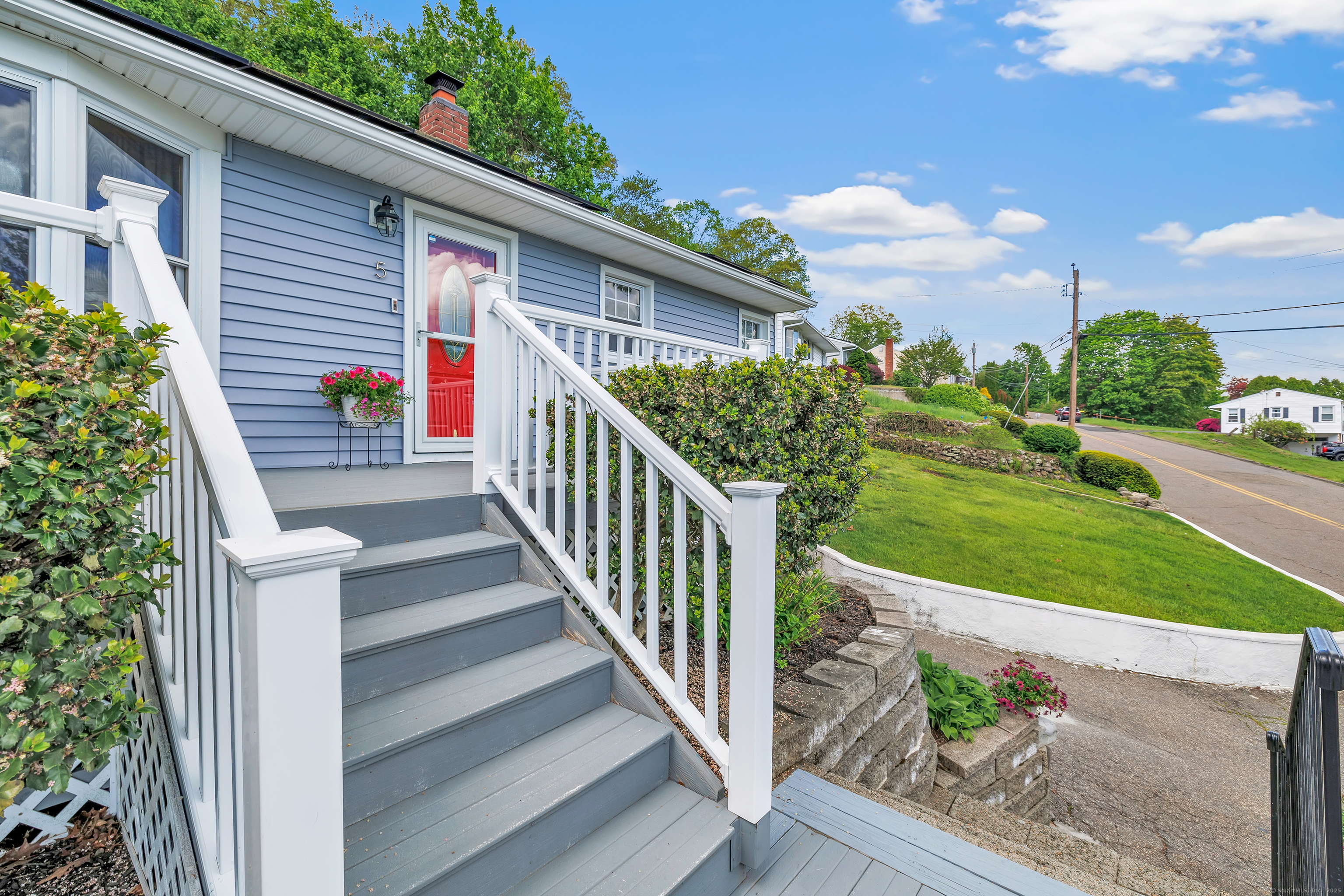 5 Morningstar, Seymour, Connecticut 06483