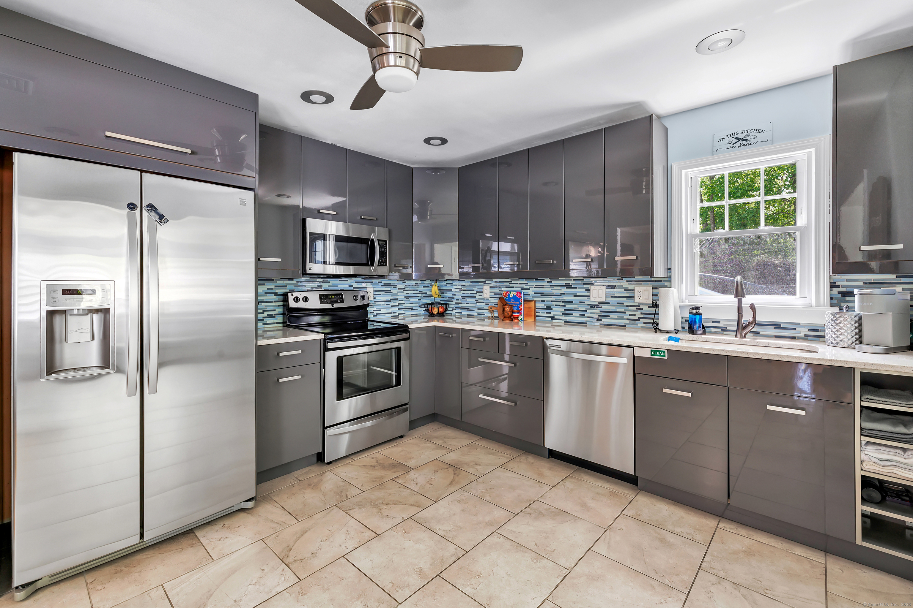 5 Morningstar, Seymour, Connecticut 06483