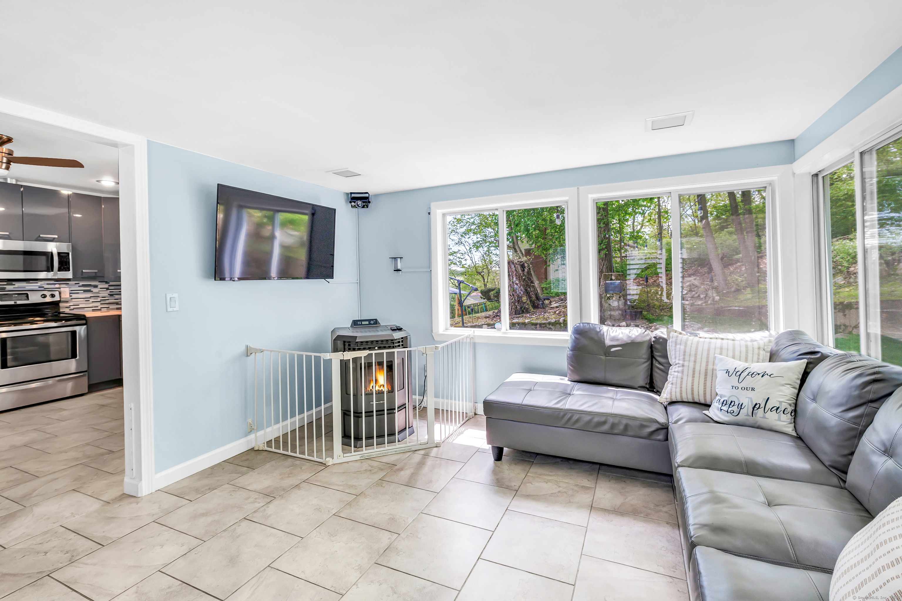 5 Morningstar, Seymour, Connecticut 06483