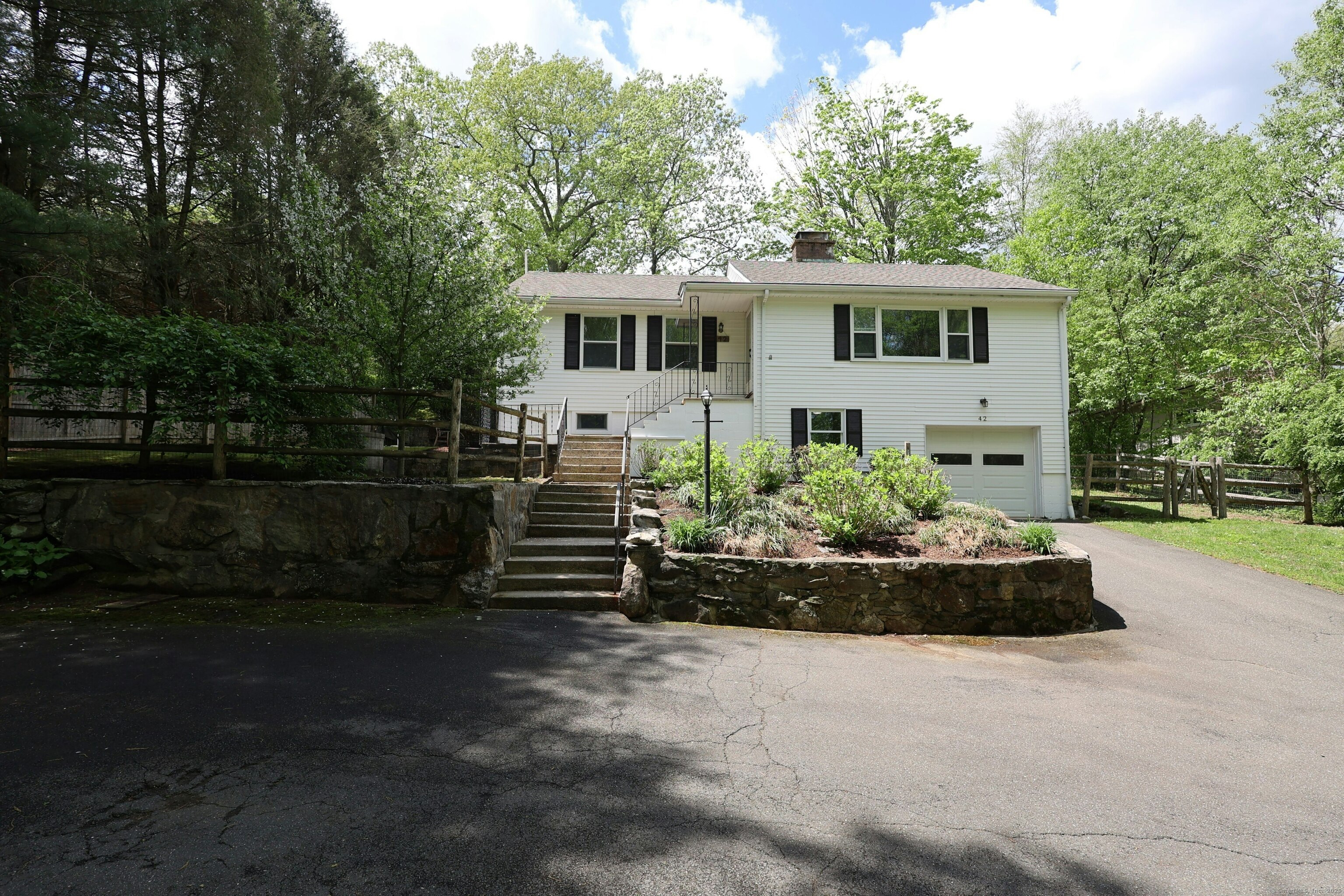 42 Wilridge, Ridgefield, Connecticut 06877