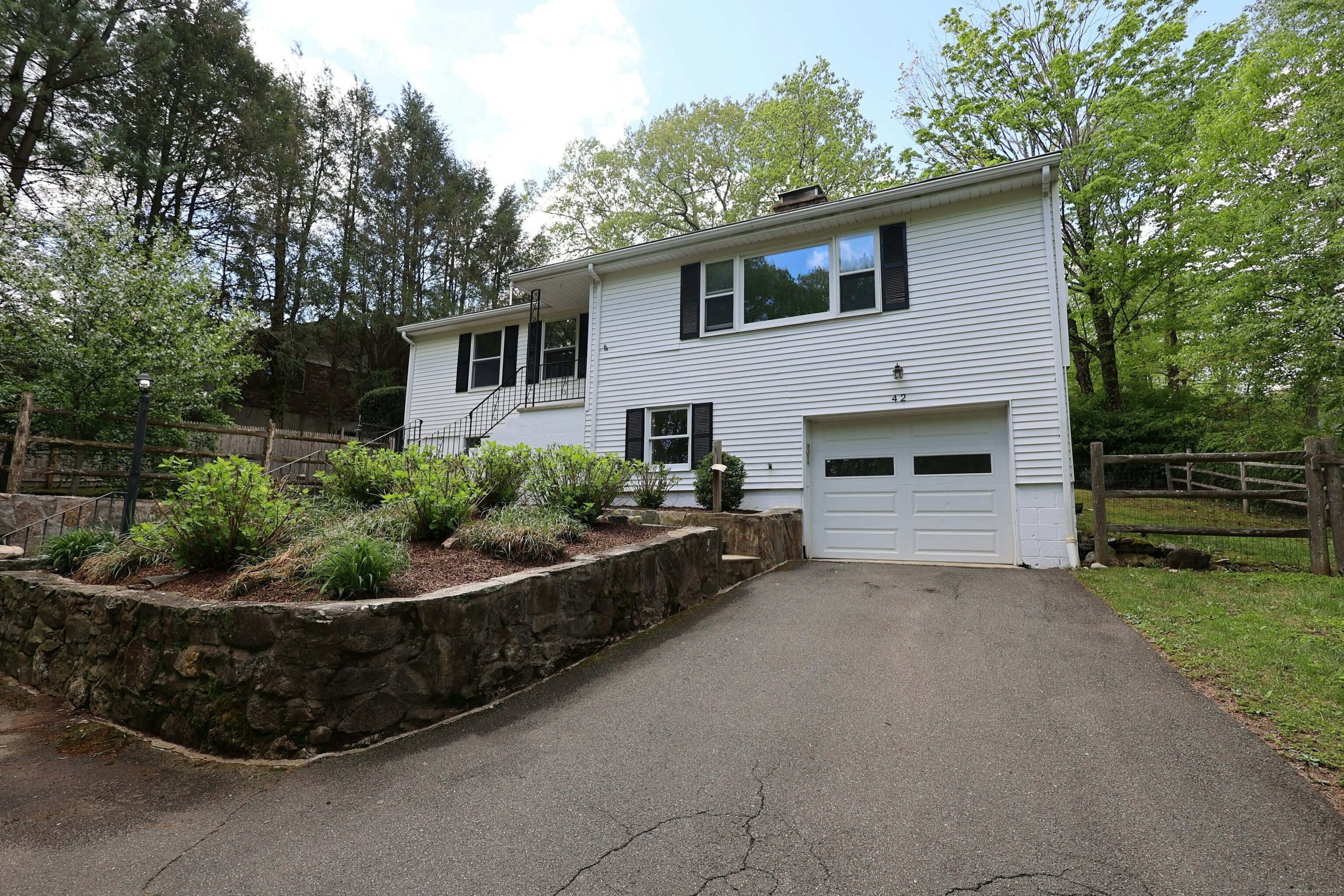 42 Wilridge, Ridgefield, Connecticut 06877