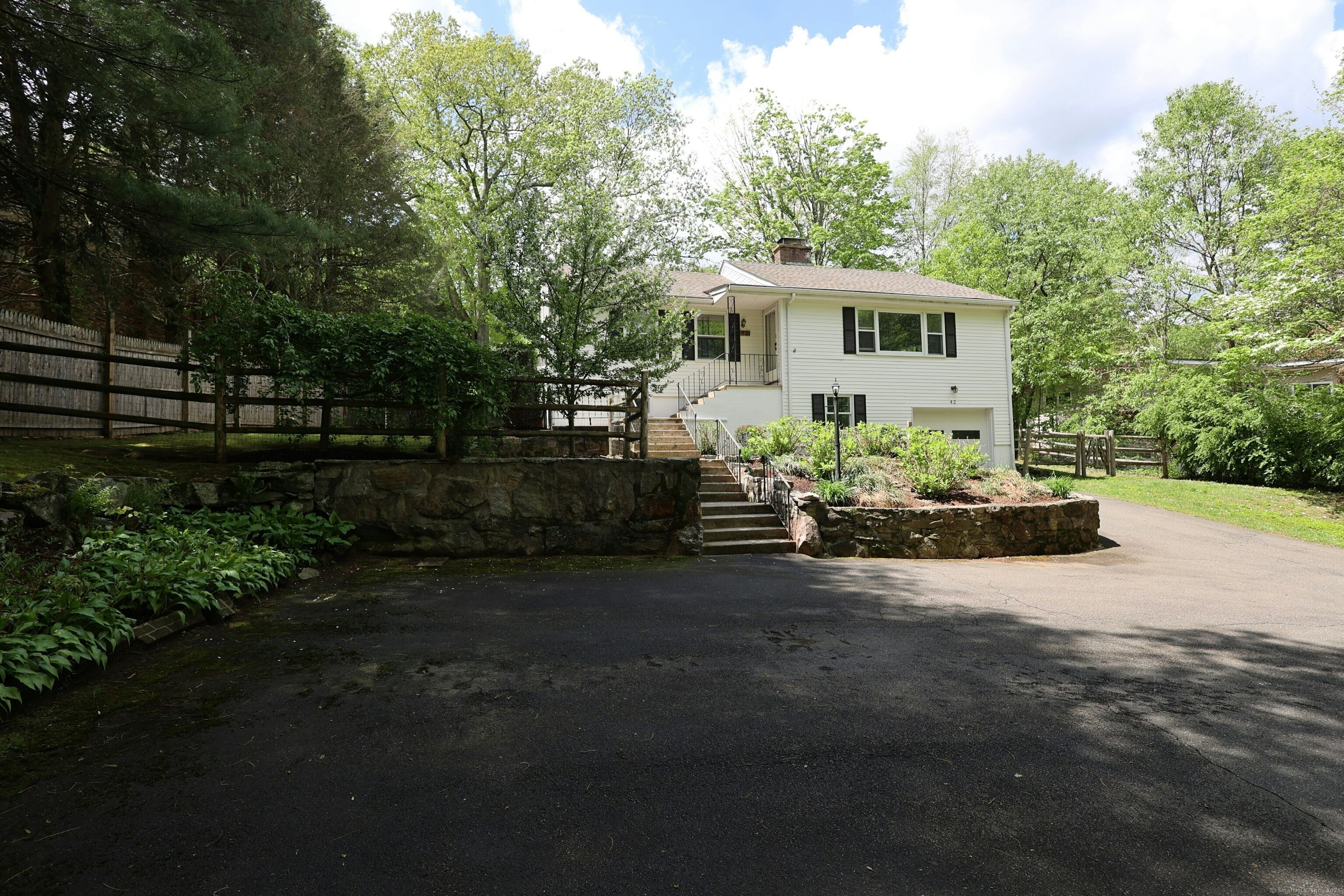 42 Wilridge, Ridgefield, Connecticut 06877