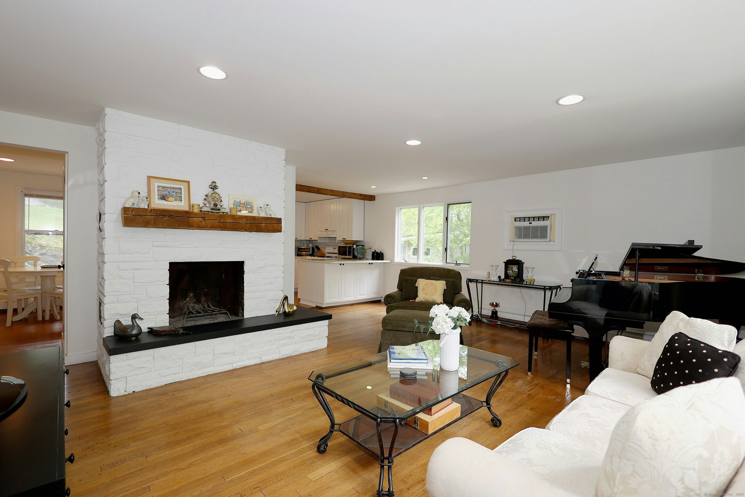 42 Wilridge, Ridgefield, Connecticut 06877