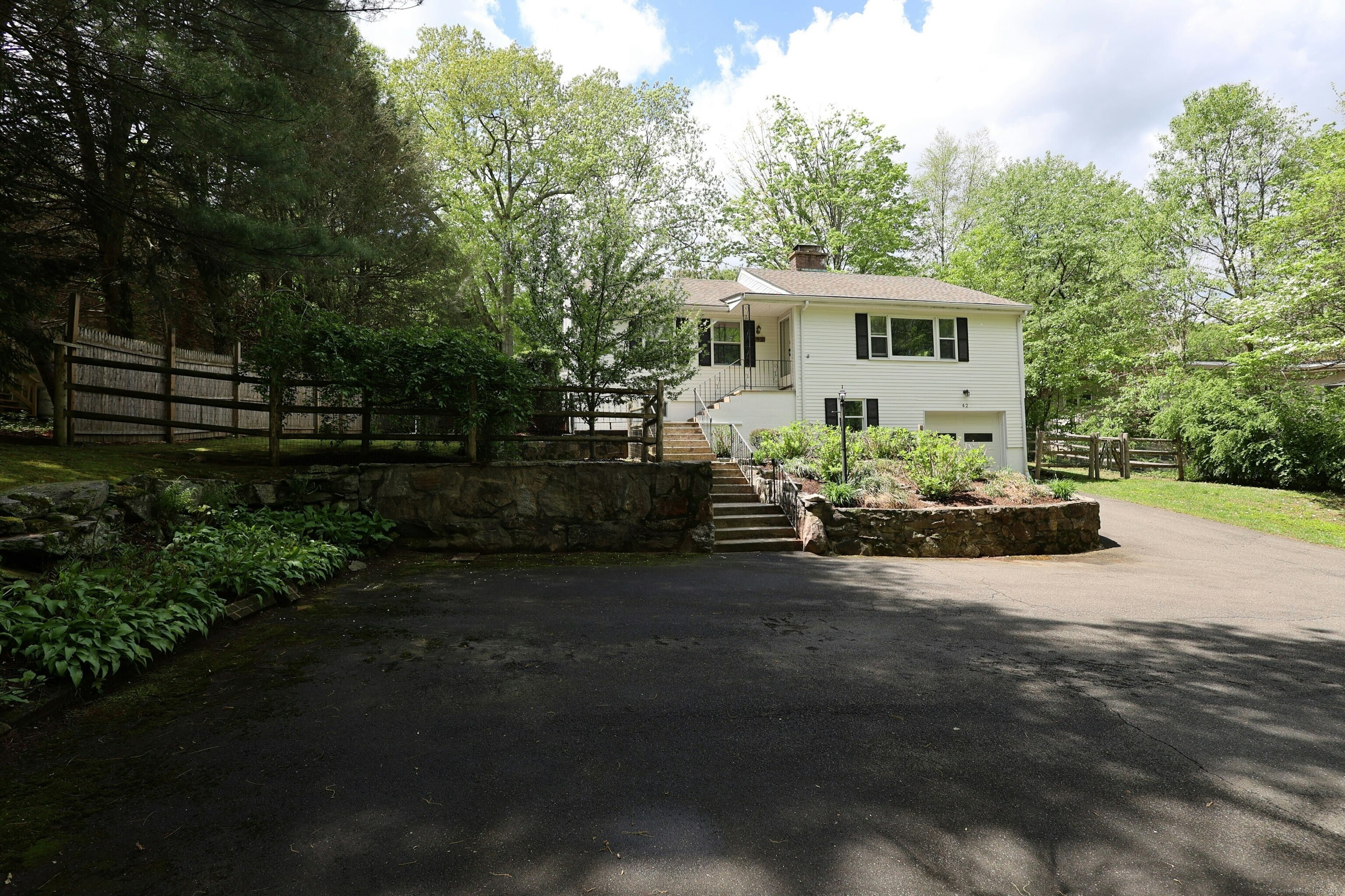 42 Wilridge, Ridgefield, Connecticut 06877