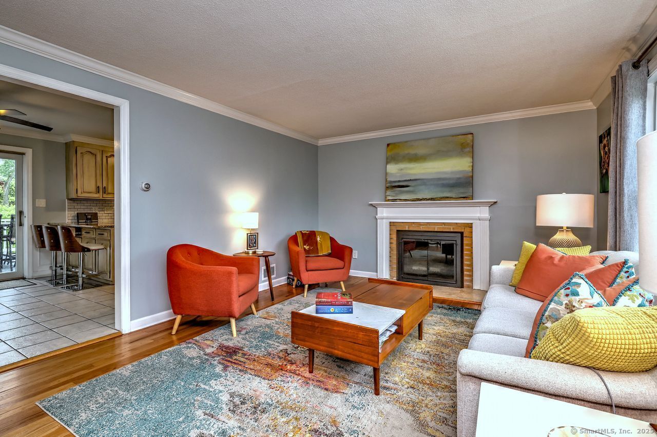10 Wilshire, Milford, Connecticut 06460