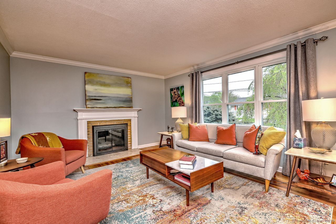 10 Wilshire, Milford, Connecticut 06460