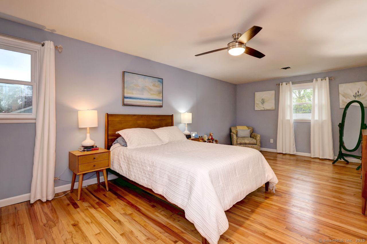 10 Wilshire, Milford, Connecticut 06460