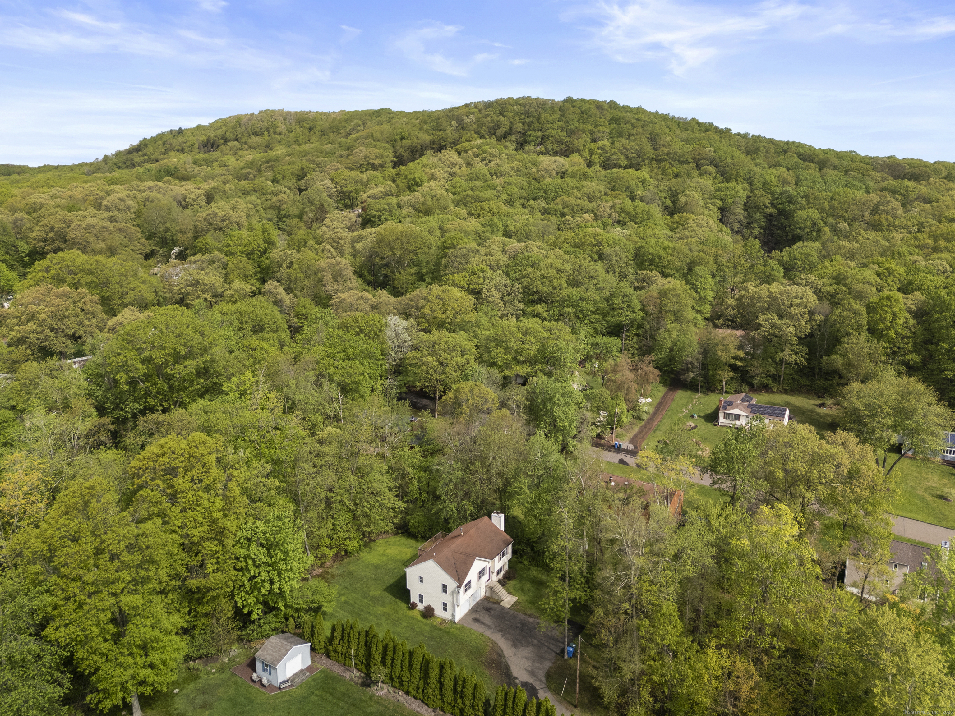 1376 Paradise, Hamden, Connecticut 06514