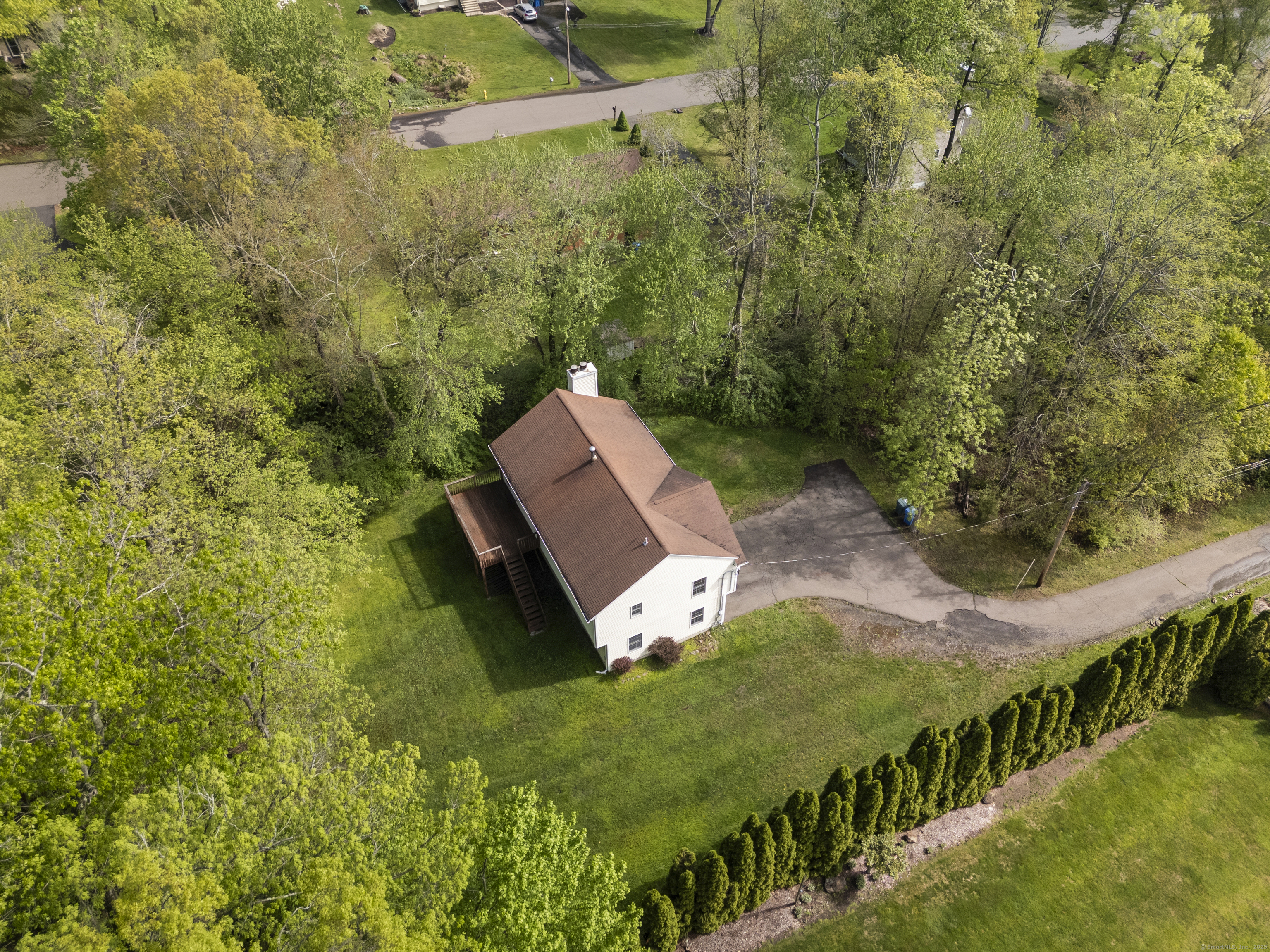 1376 Paradise, Hamden, Connecticut 06514