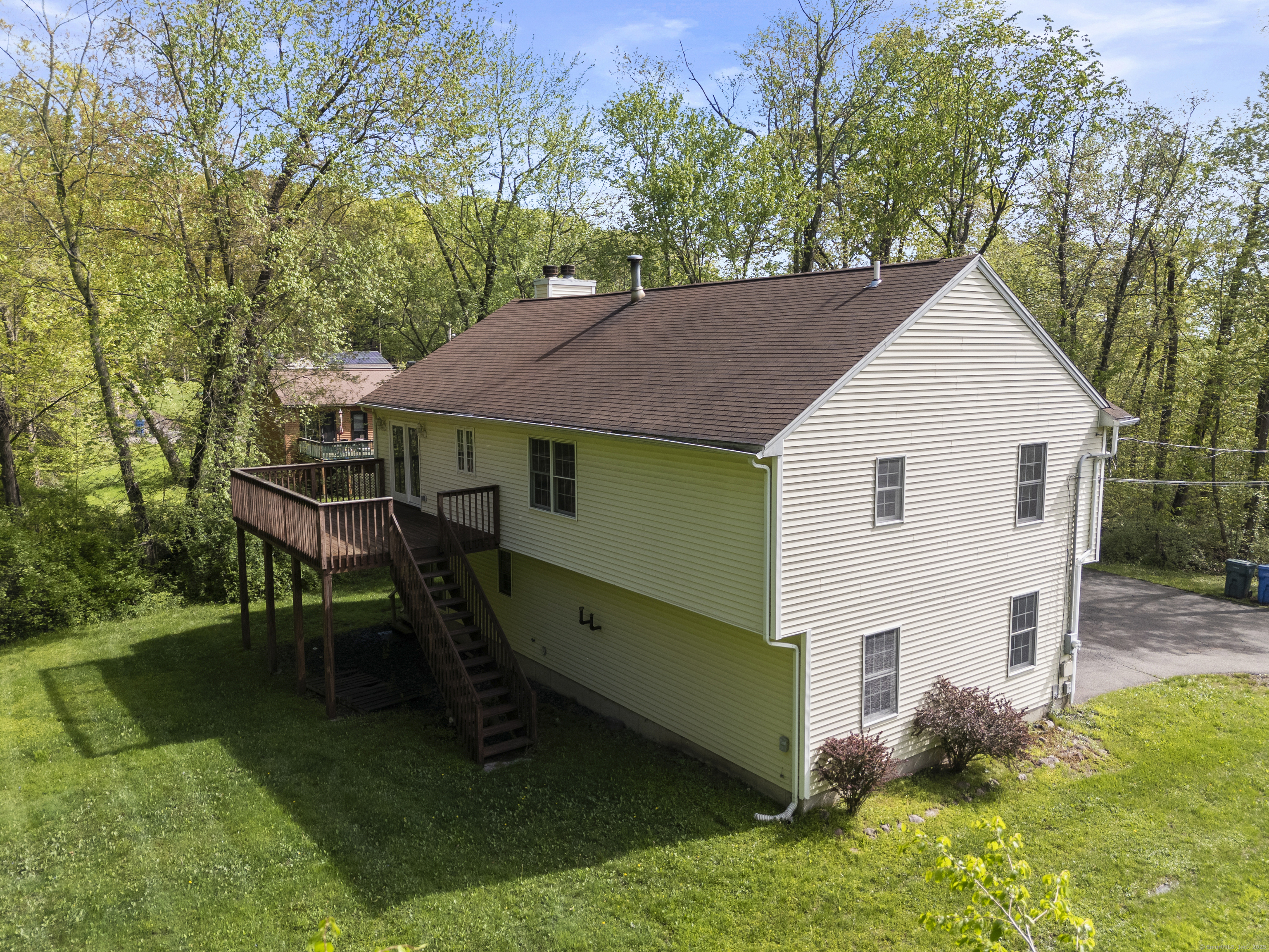 1376 Paradise, Hamden, Connecticut 06514