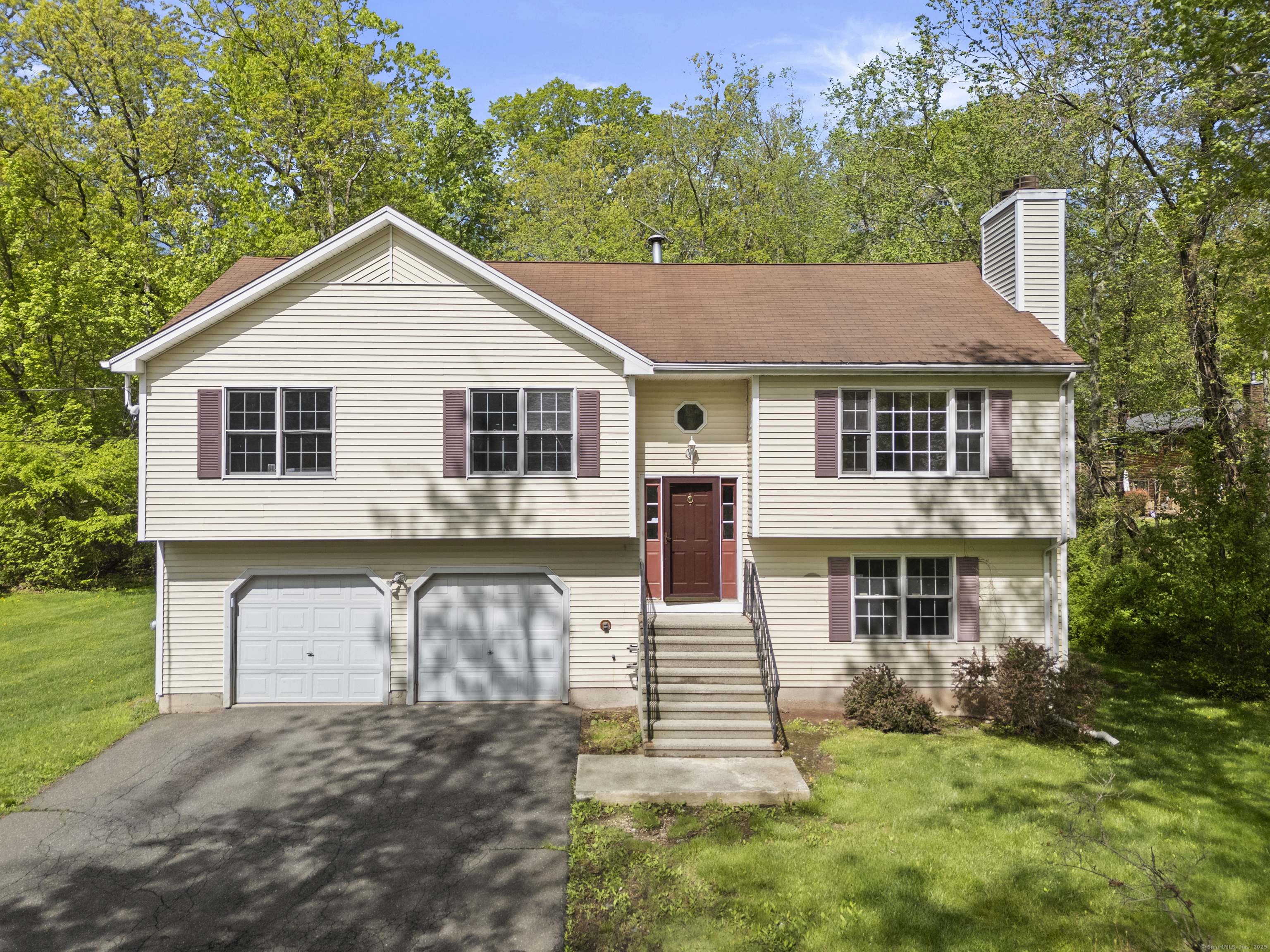 1376 Paradise, Hamden, Connecticut 06514