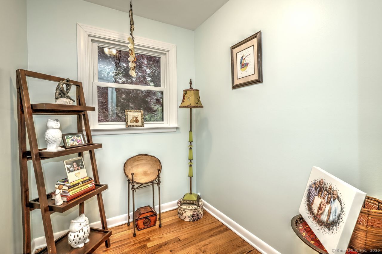 10 Wilshire, Milford, Connecticut 06460