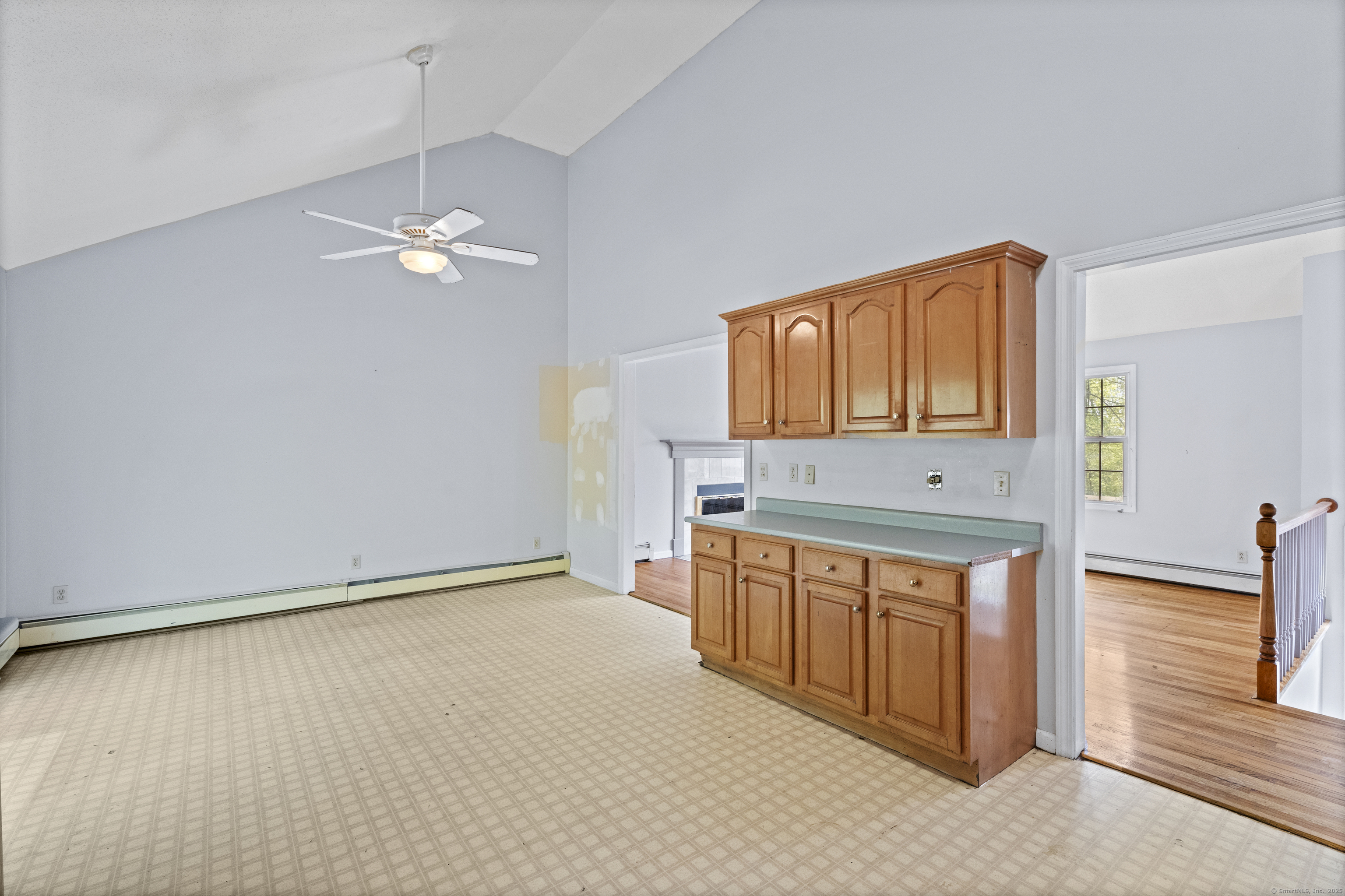 1376 Paradise, Hamden, Connecticut 06514