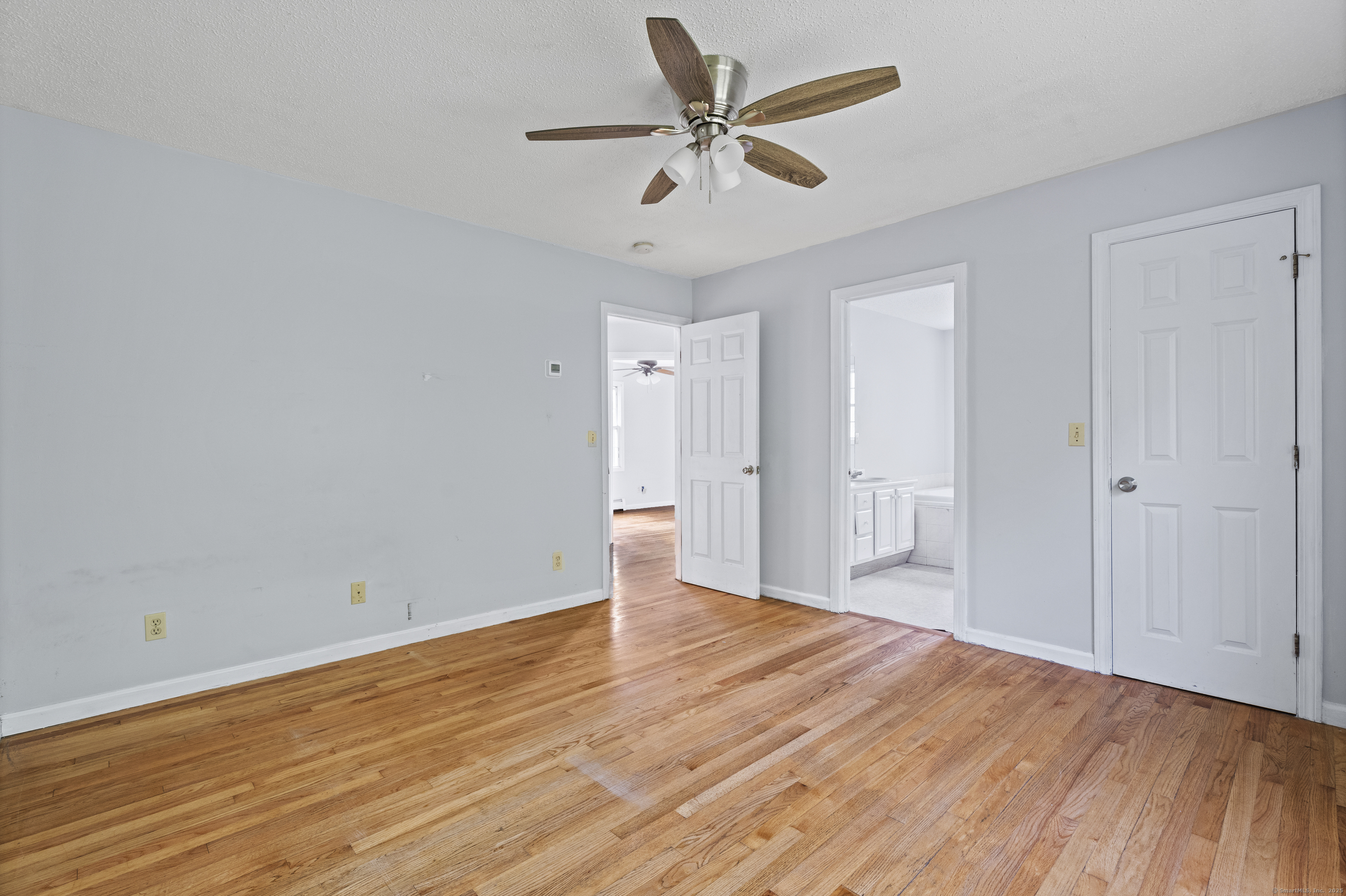 1376 Paradise, Hamden, Connecticut 06514