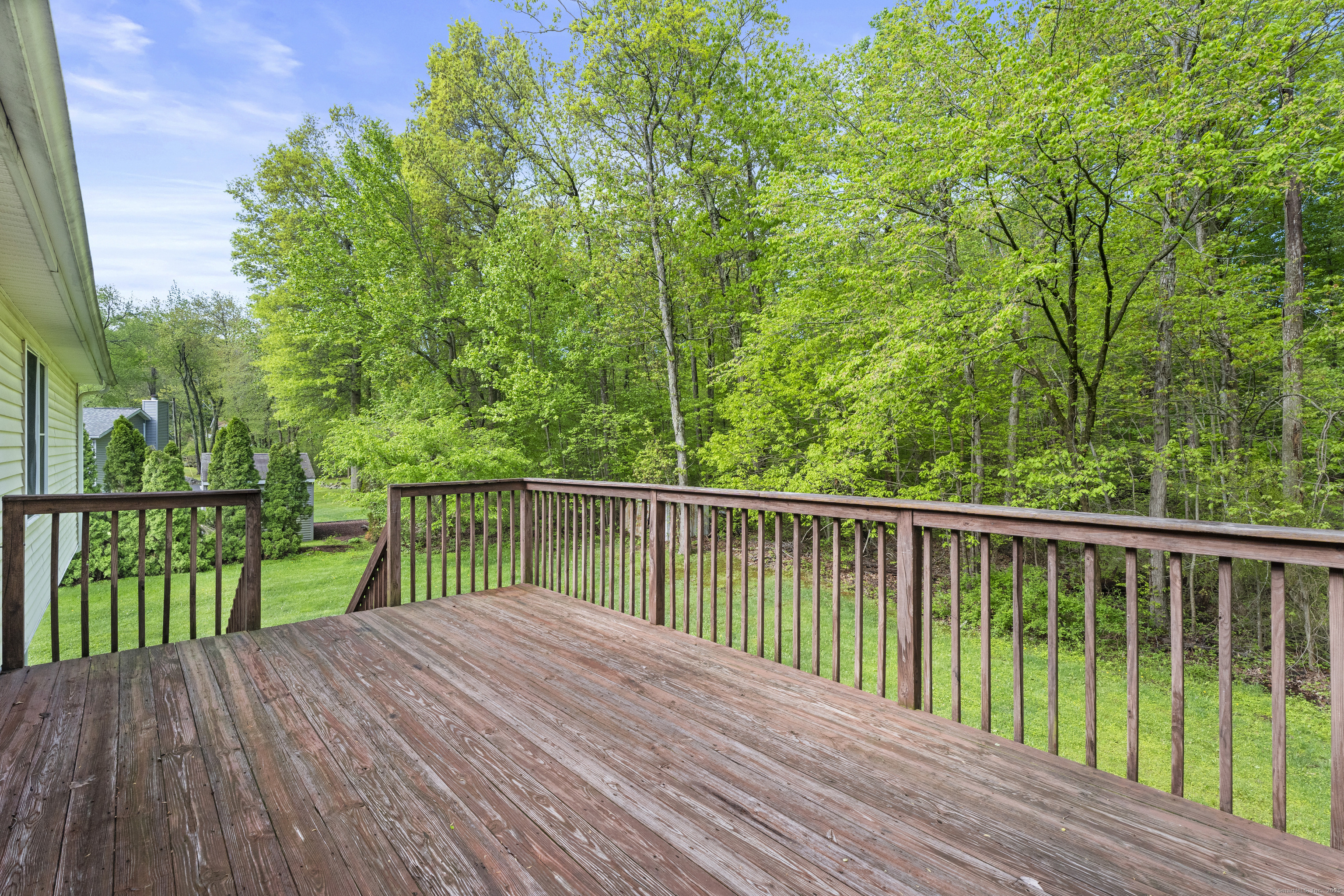 1376 Paradise, Hamden, Connecticut 06514
