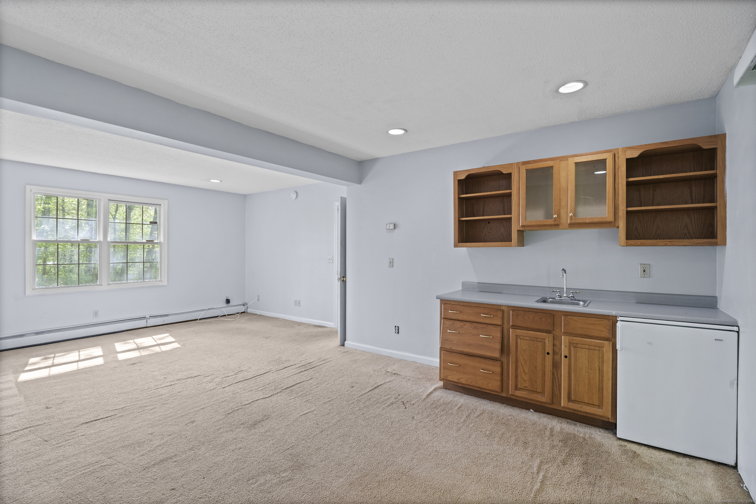 1376 Paradise, Hamden, Connecticut 06514
