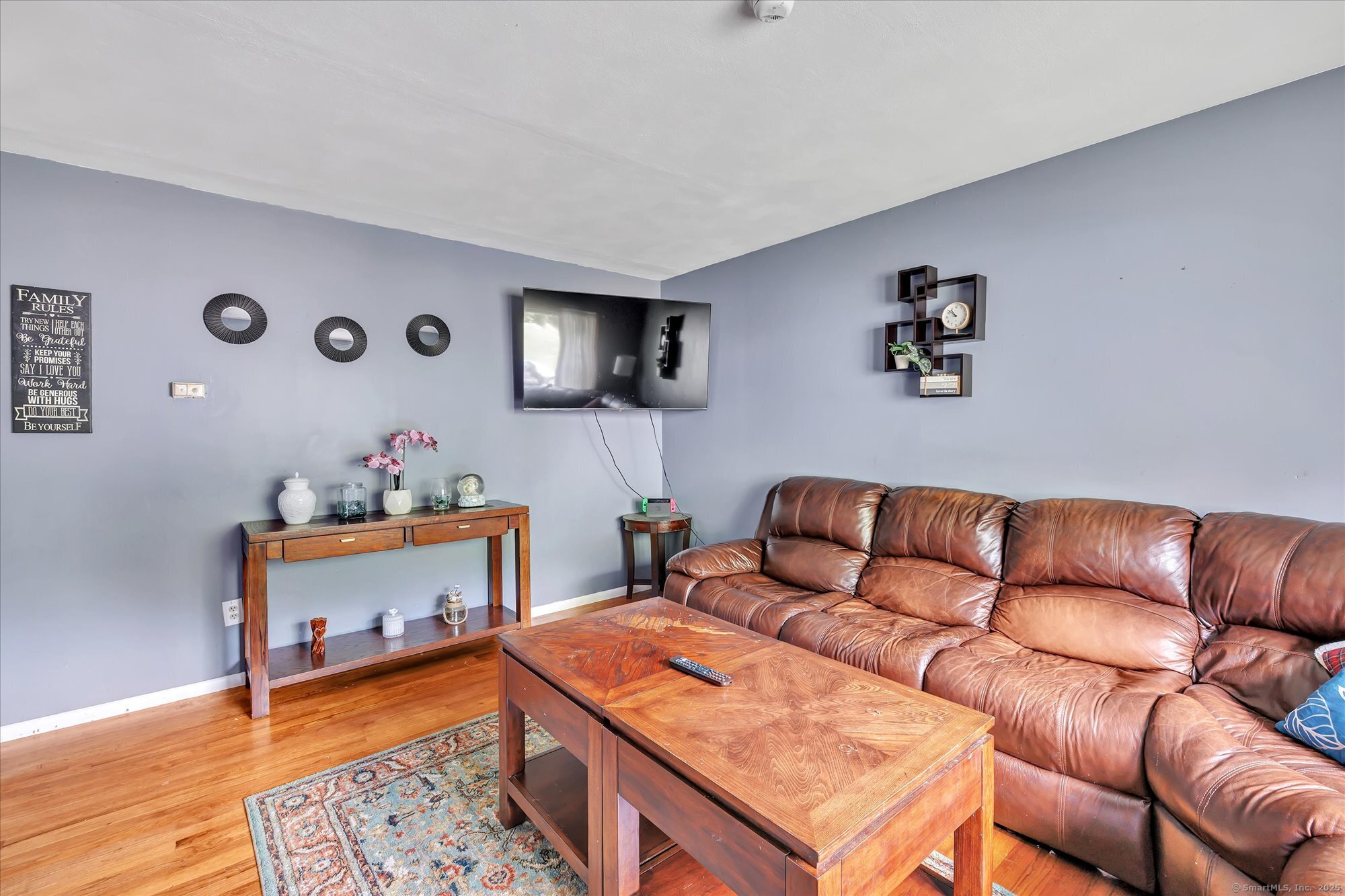 2 Chestnut, Seymour, Connecticut 06483