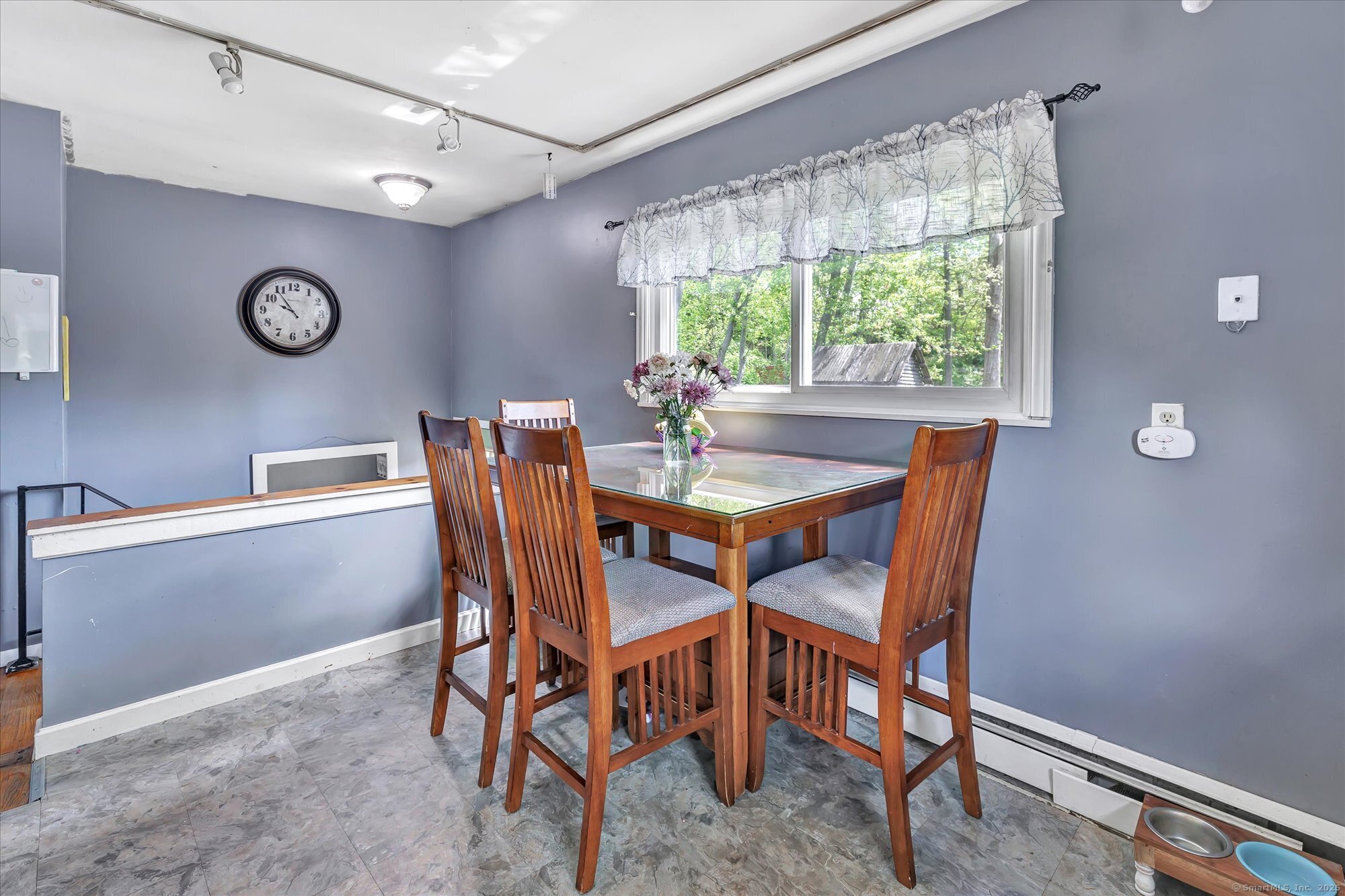 2 Chestnut, Seymour, Connecticut 06483