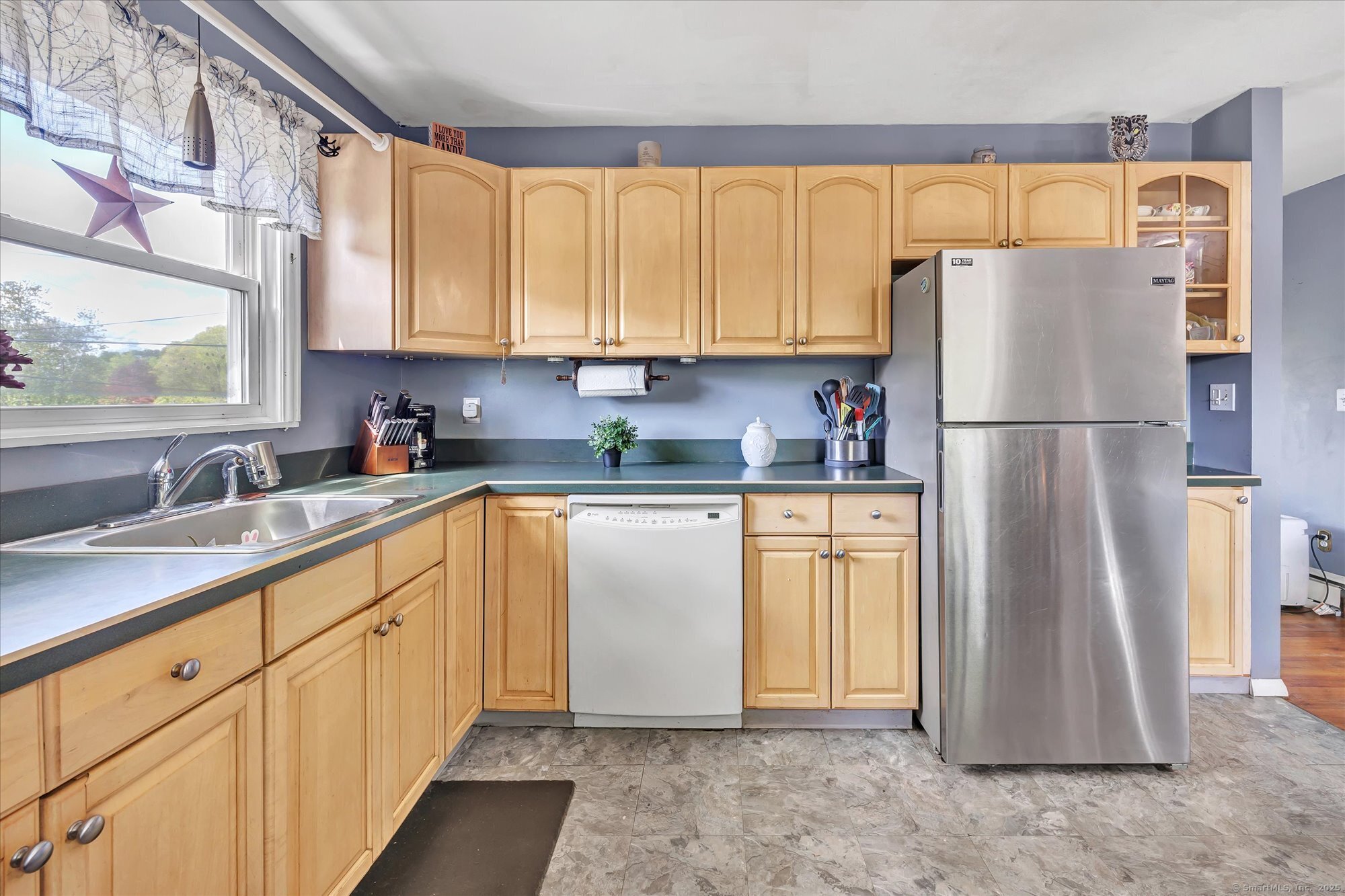 2 Chestnut, Seymour, Connecticut 06483