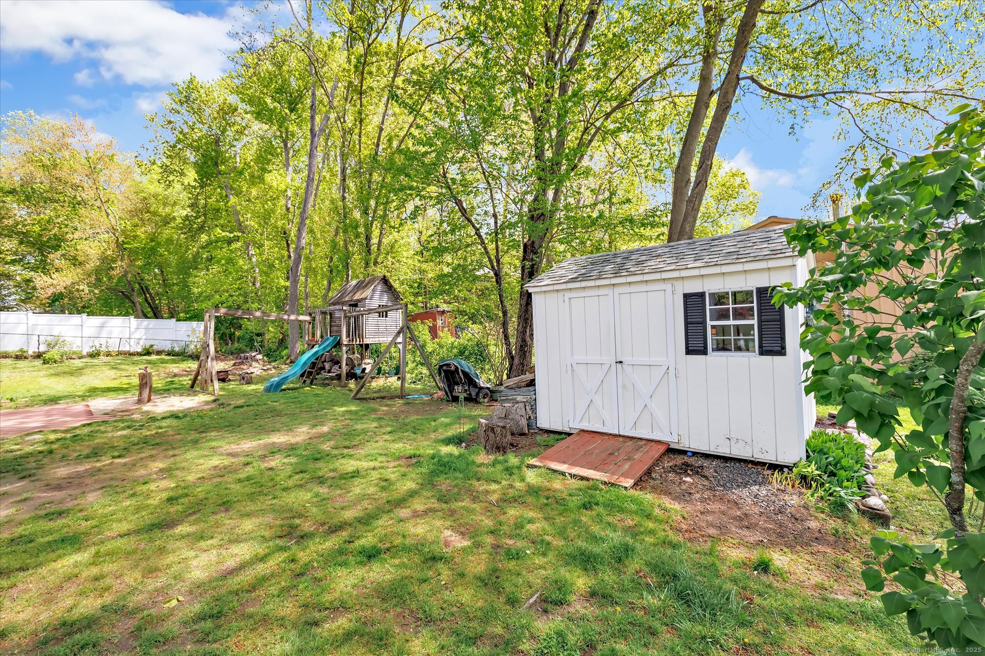 2 Chestnut, Seymour, Connecticut 06483
