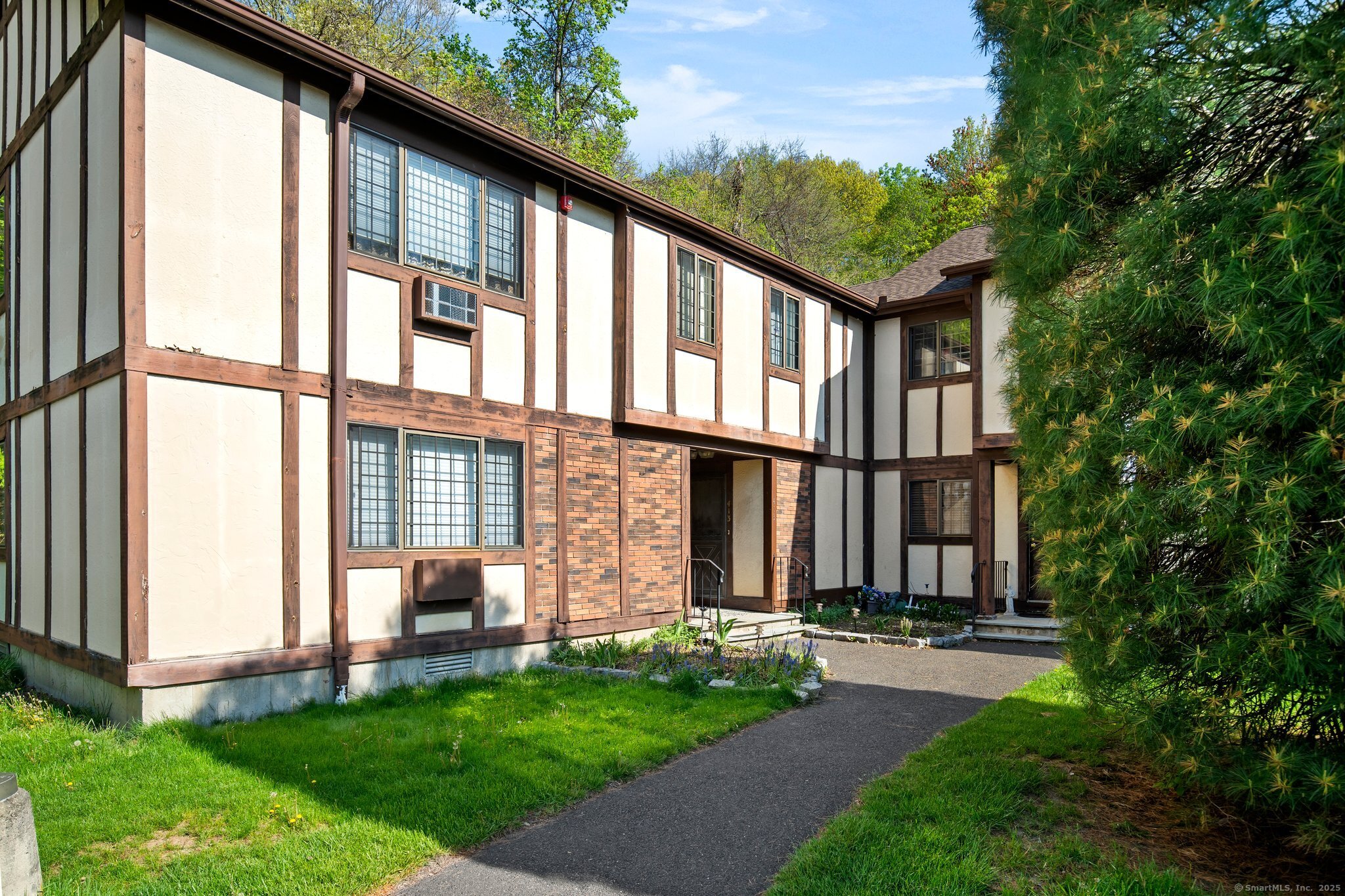 413 Swanson, Milford, Connecticut 06461