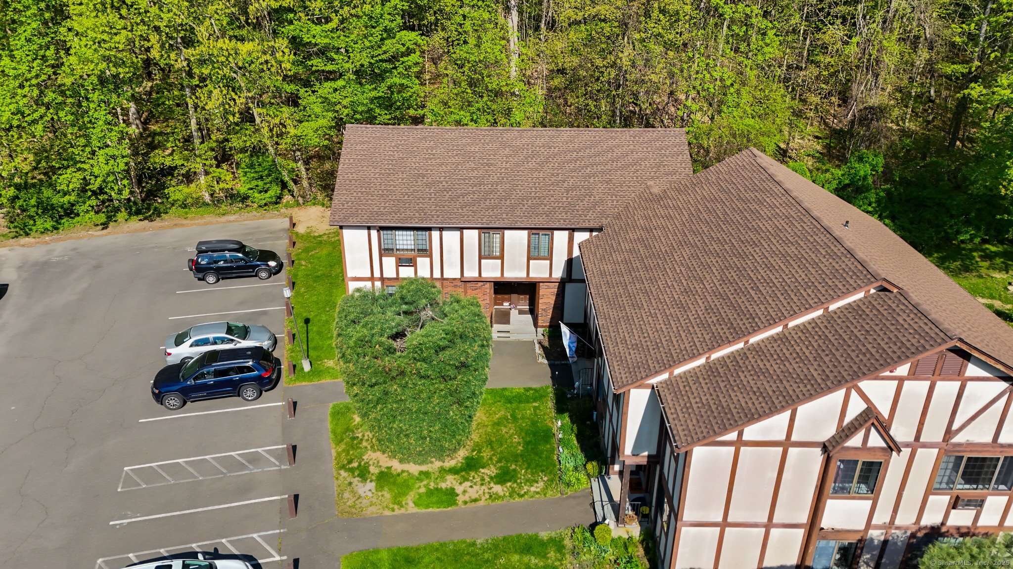 413 Swanson, Milford, Connecticut 06461