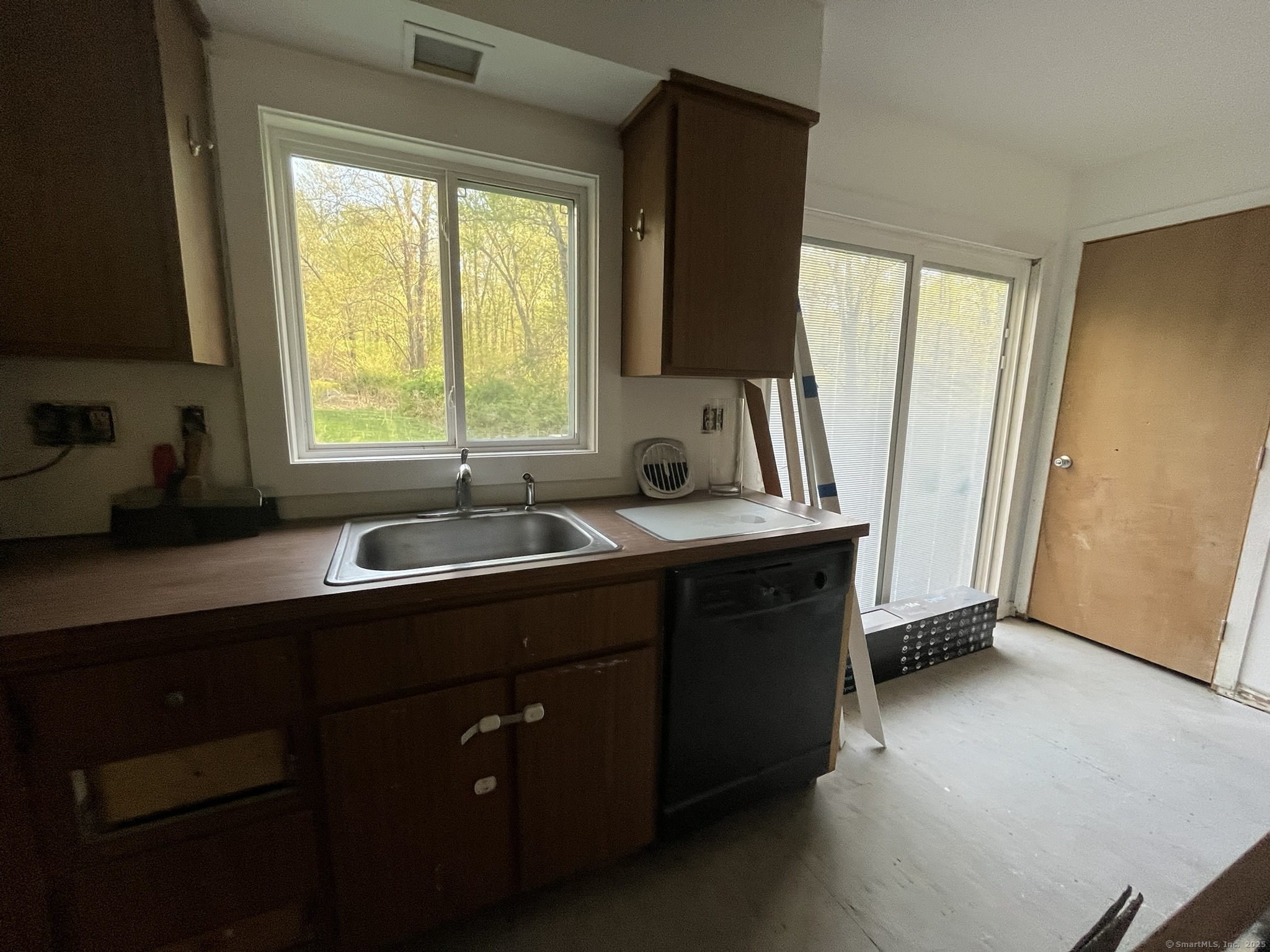 200 Valley, Bethany, Connecticut 06524
