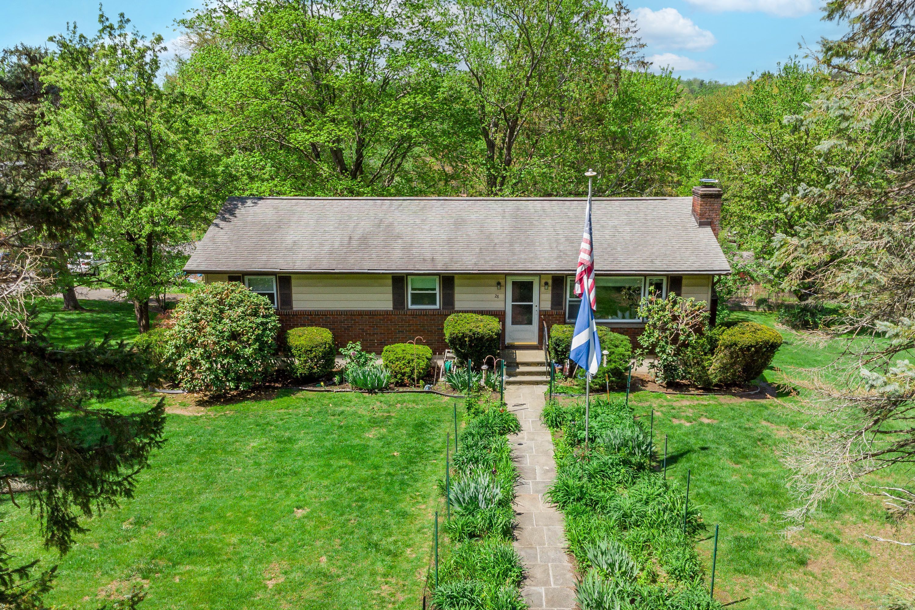 28 Fox Hollow, New Fairfield, Connecticut 06812