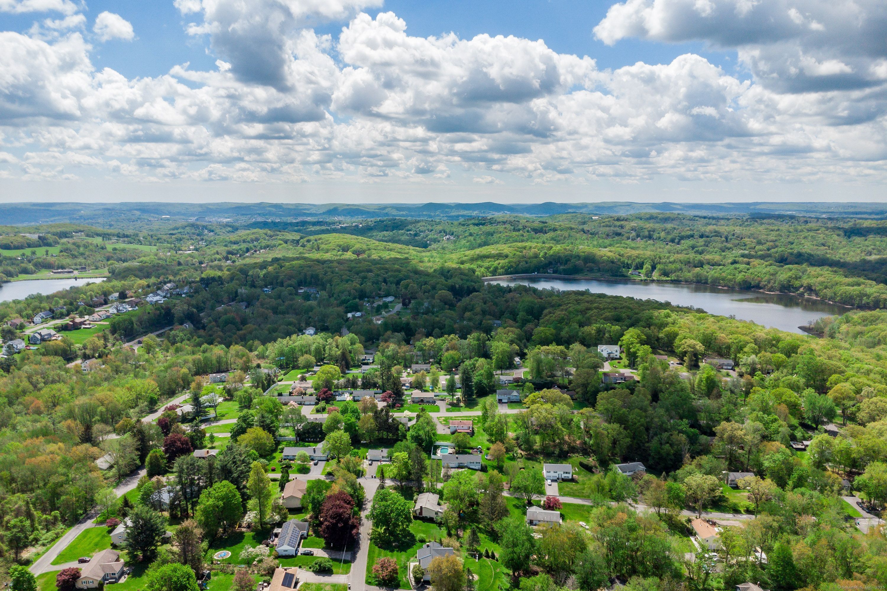 28 Fox Hollow, New Fairfield, Connecticut 06812