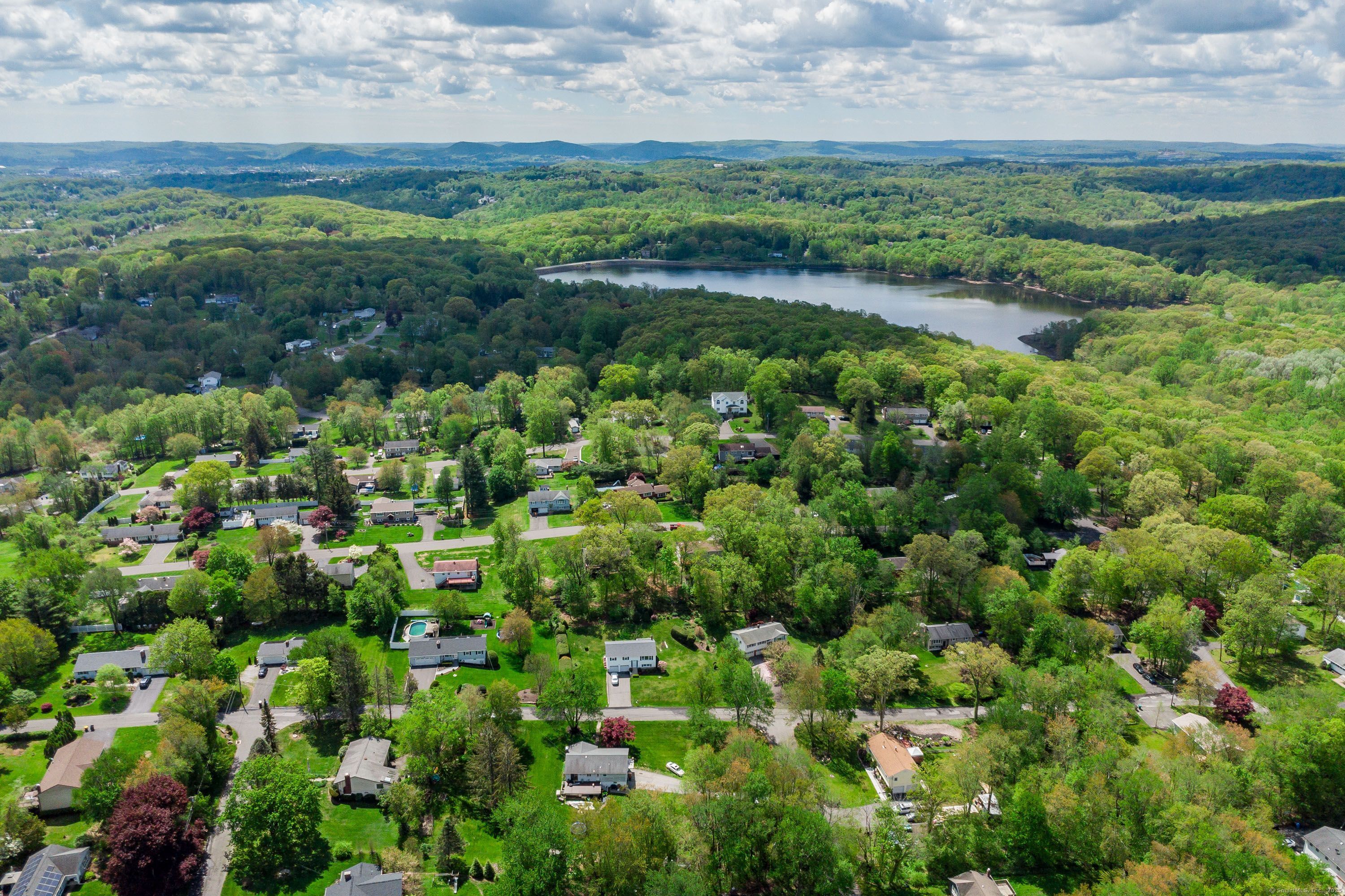 28 Fox Hollow, New Fairfield, Connecticut 06812